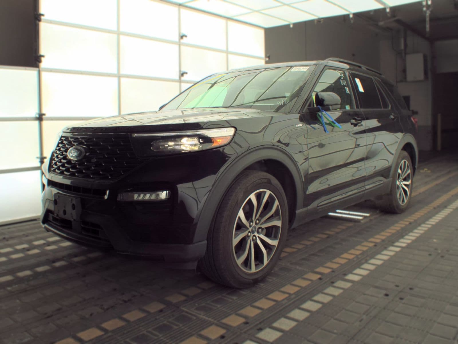 2022 FORD EXPLORER ST-Line 1