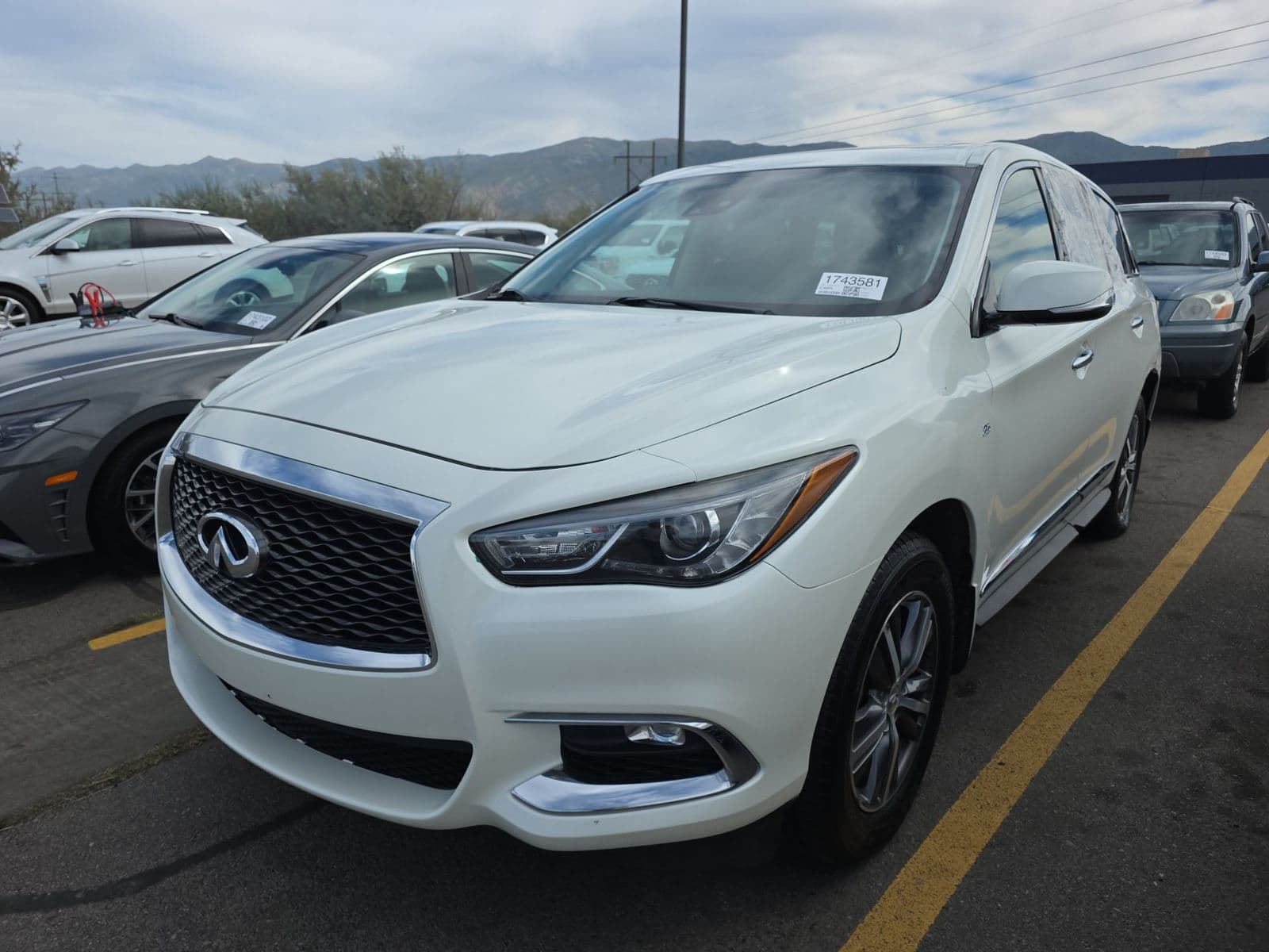2020 INFINITI QX60 PURE
