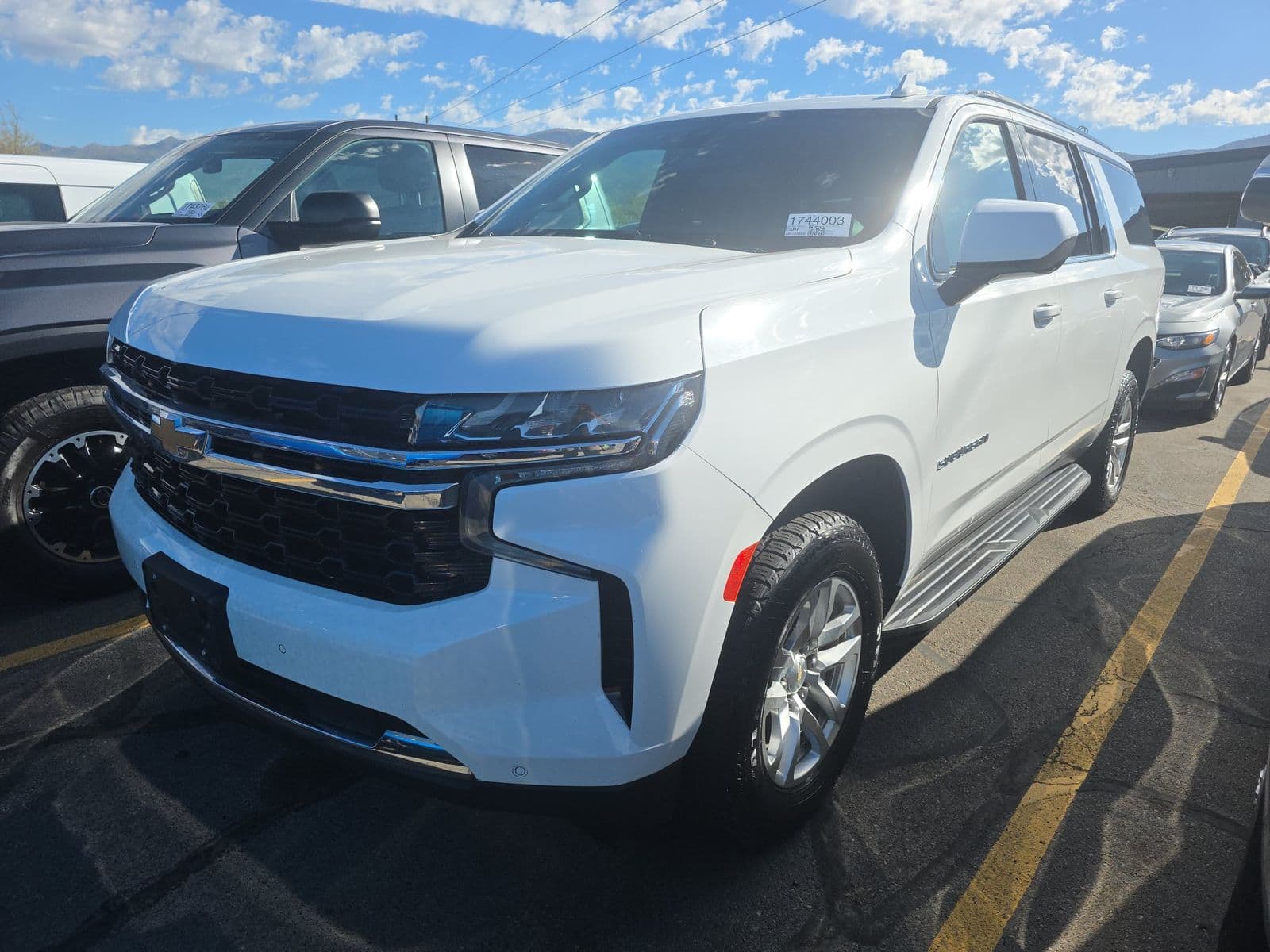 2022 CHEVROLET SUBURBAN Commercial