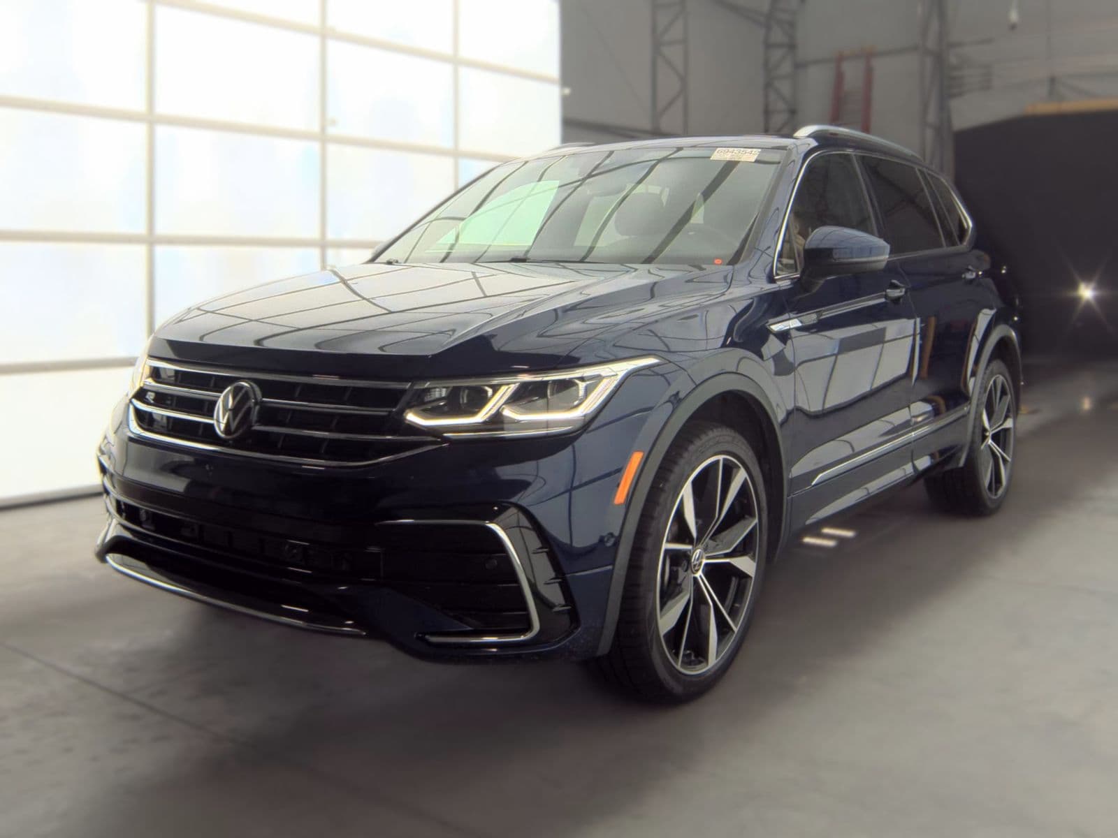 2022 VOLKSWAGEN TIGUAN 2.0T SEL R-Line