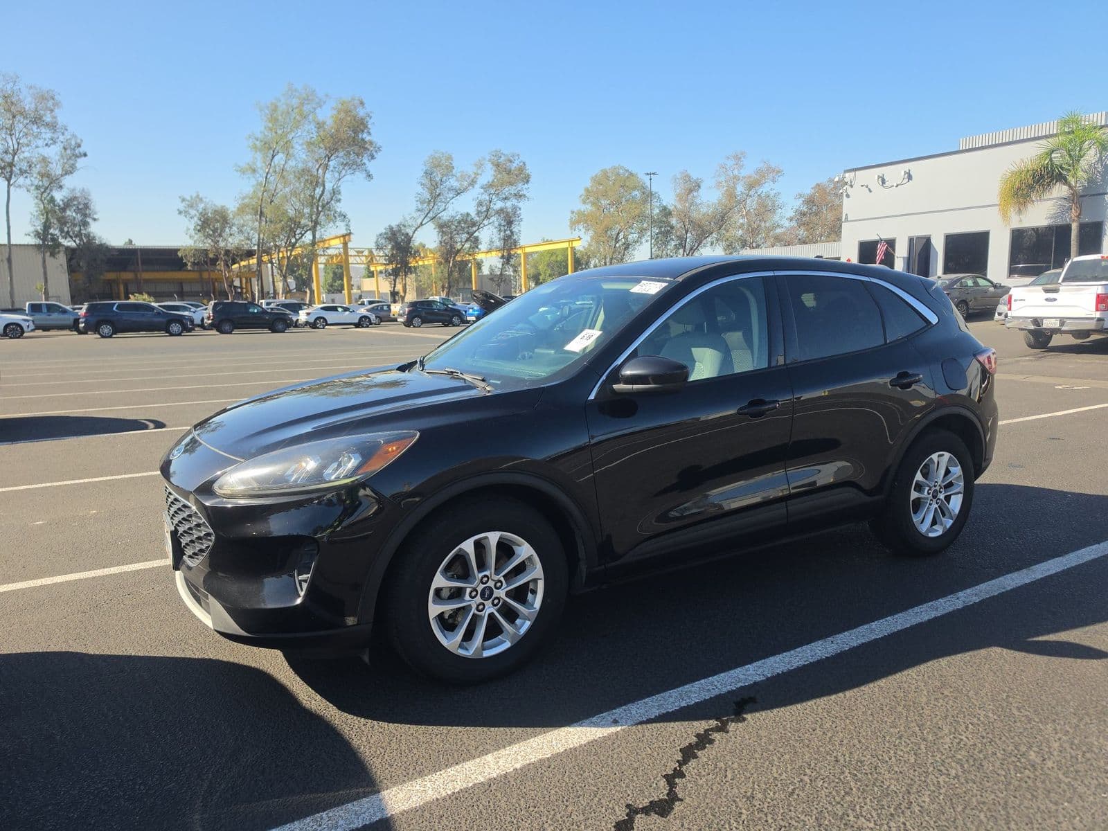 2020 FORD ESCAPE SE