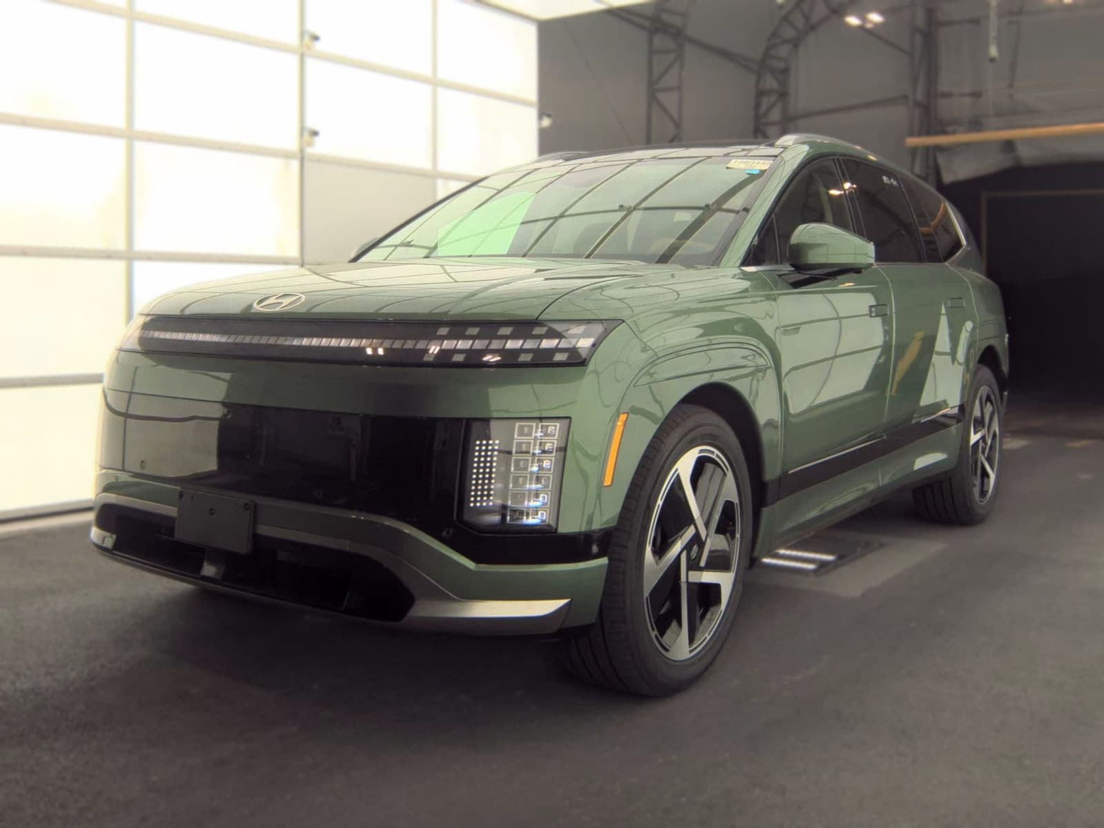 2026 HYUNDAI IONIQ 9 PERFORMANCE Calligraphy