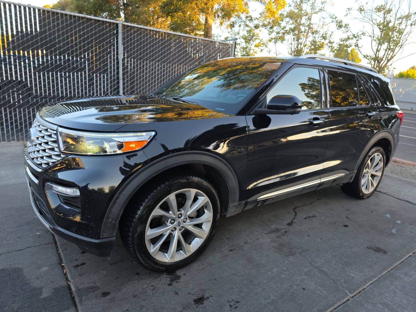 2021 FORD EXPLORER Platinum
