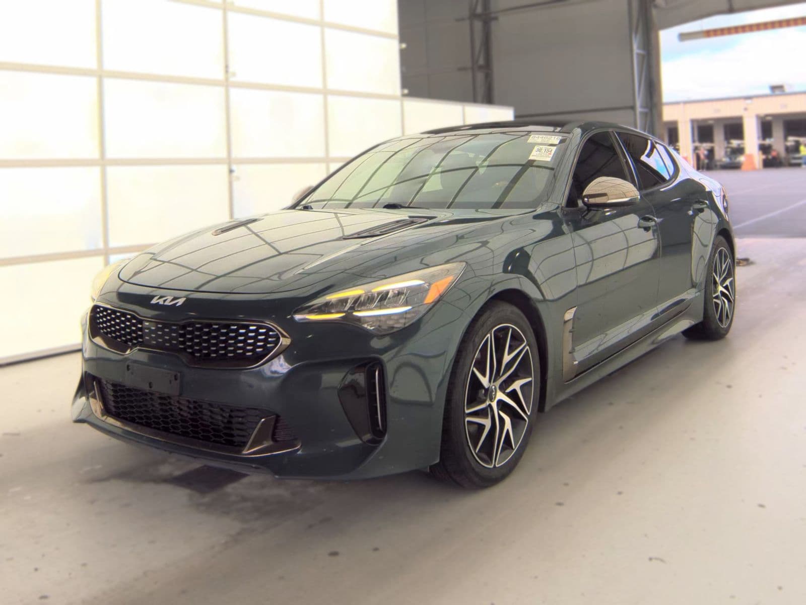 2022 KIA STINGER GT-Line