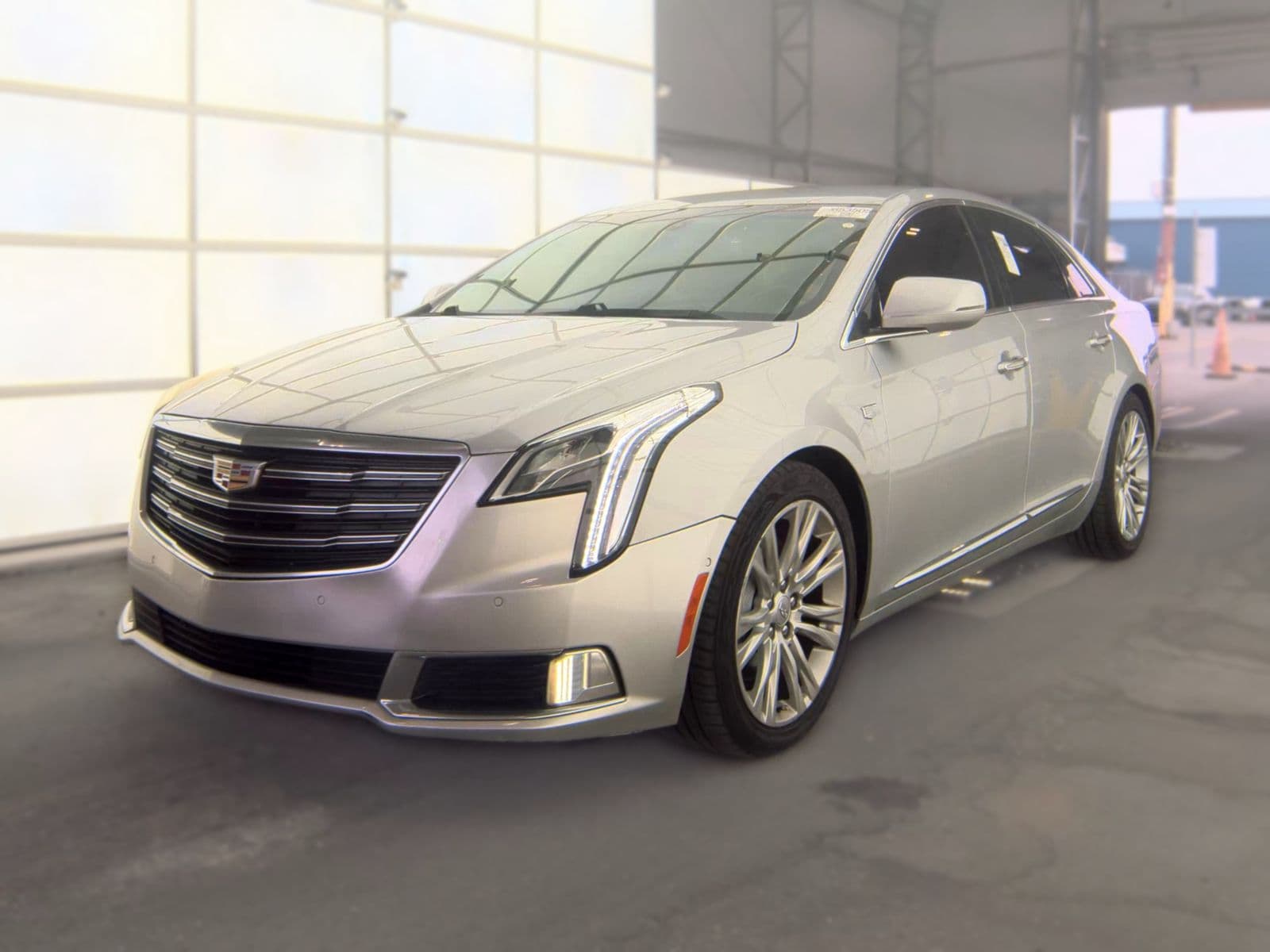 2018 CADILLAC XTS Luxury
