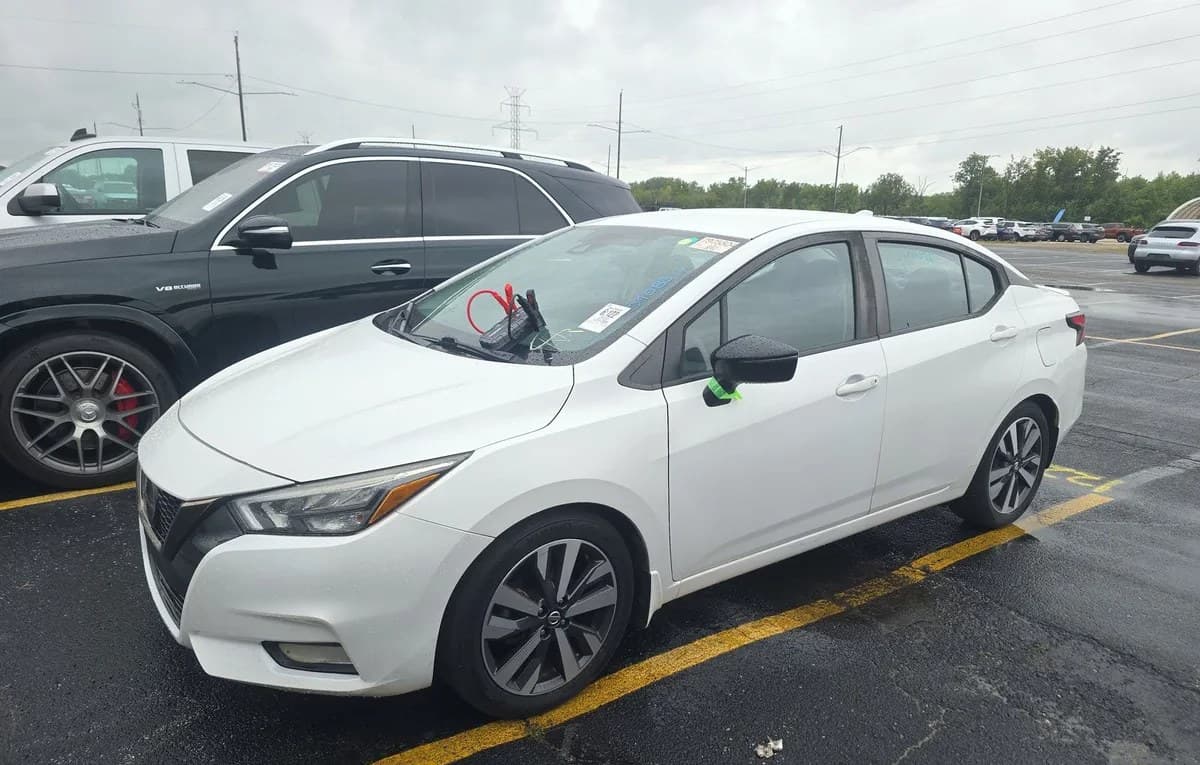 2020 NISSAN VERSA SR 1