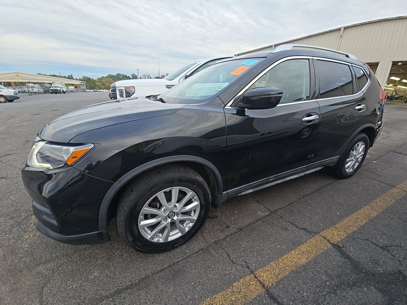 2018 NISSAN ROGUE SV