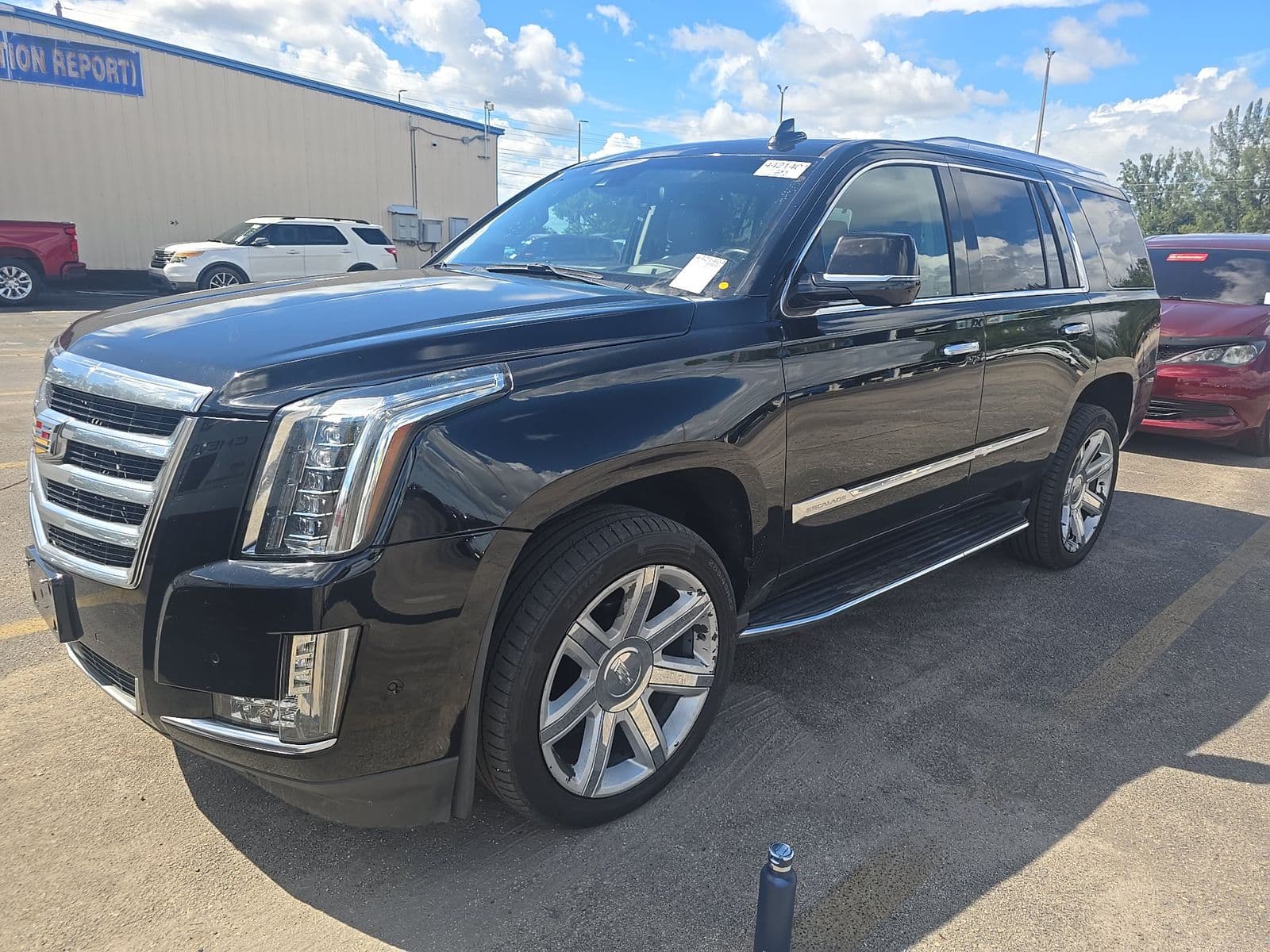 2017 CADILLAC ESCALADE PREMIUM Luxury