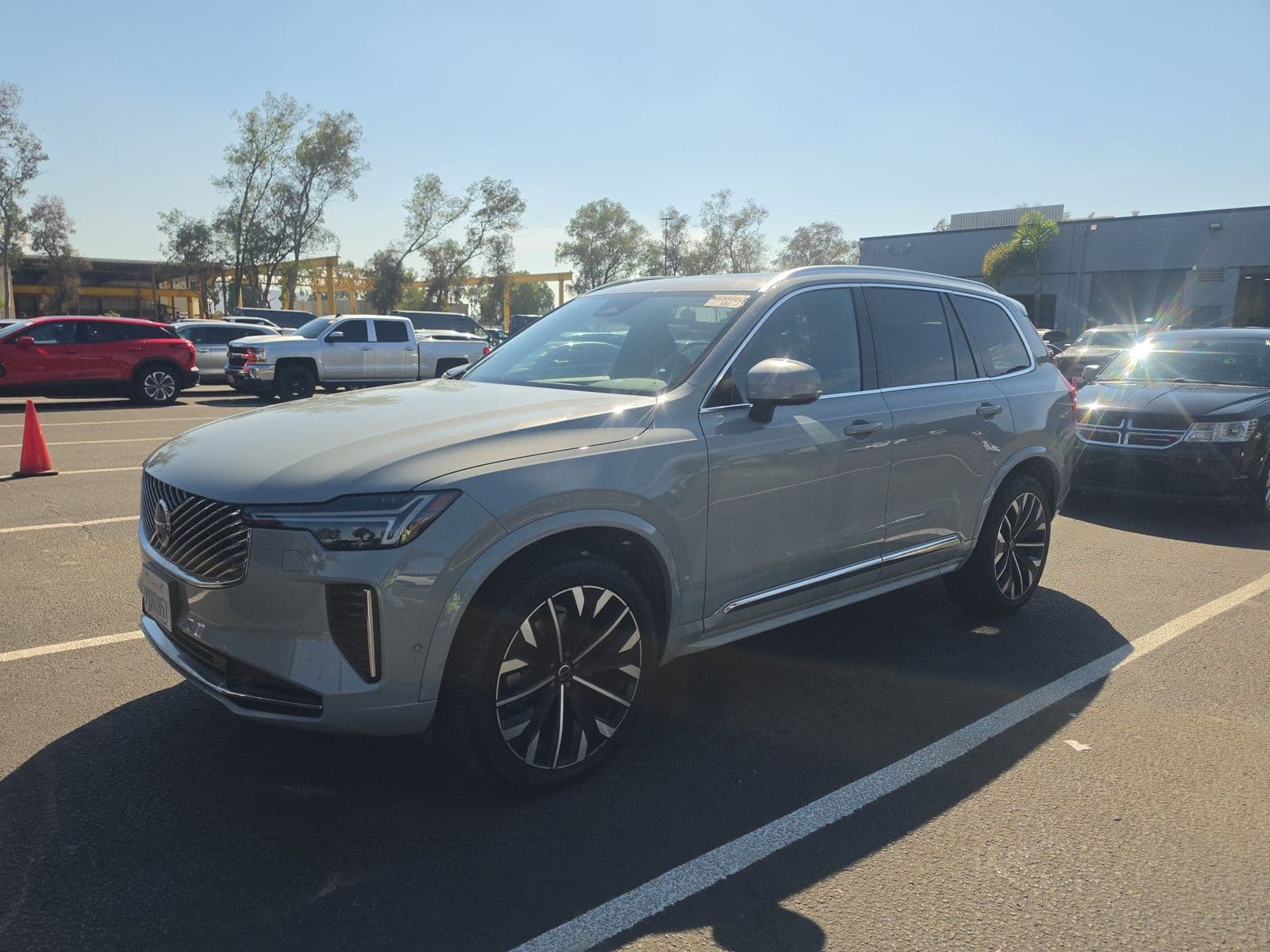 2026 VOLVO XC90 B6 Plus