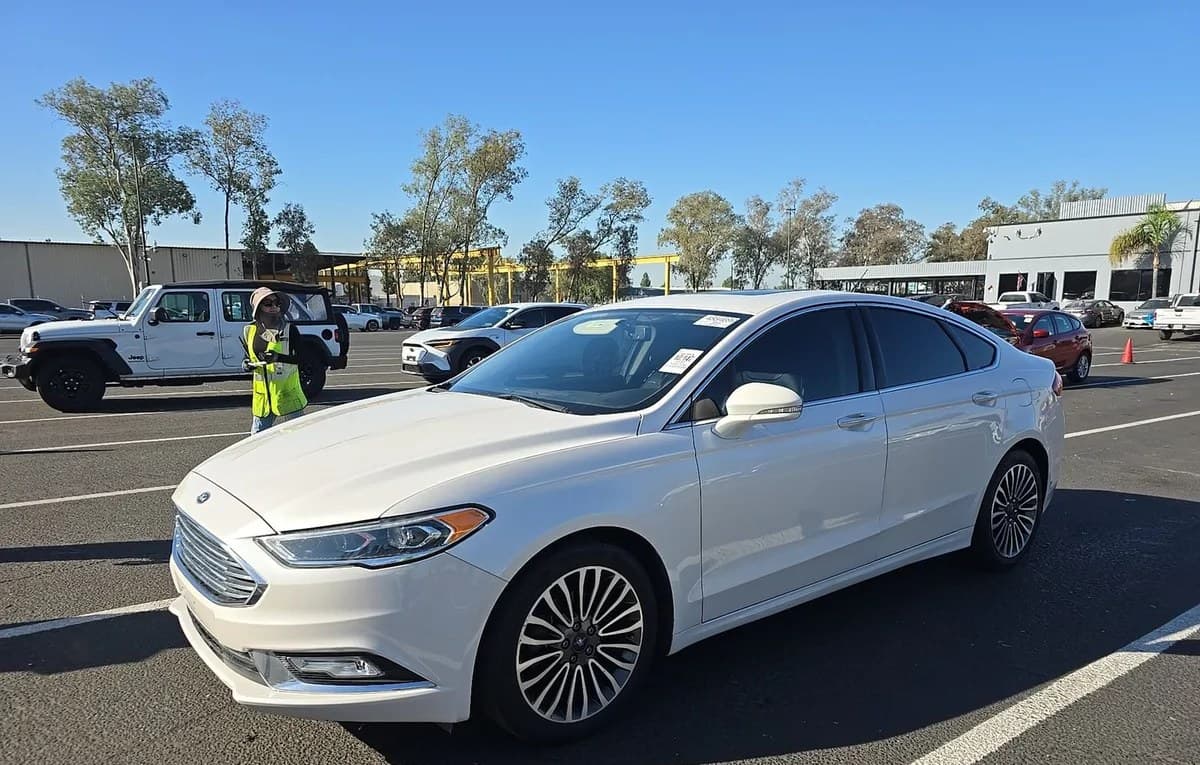2017 FORD FUSION SE