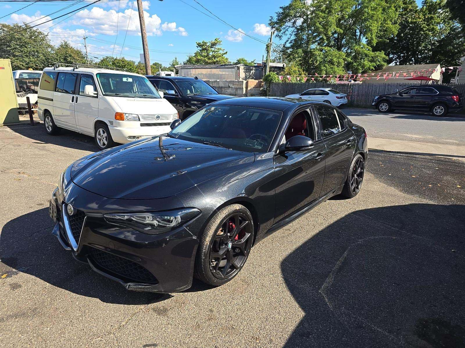 2017 ALFA ROMEO GIULIA Base 1