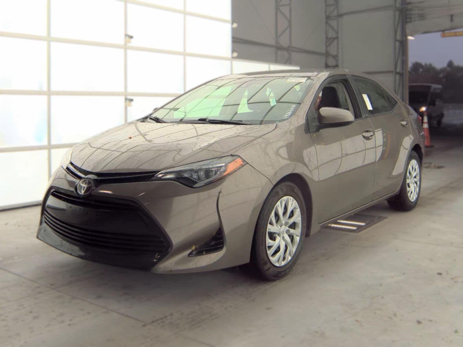 2018 TOYOTA COROLLA LE