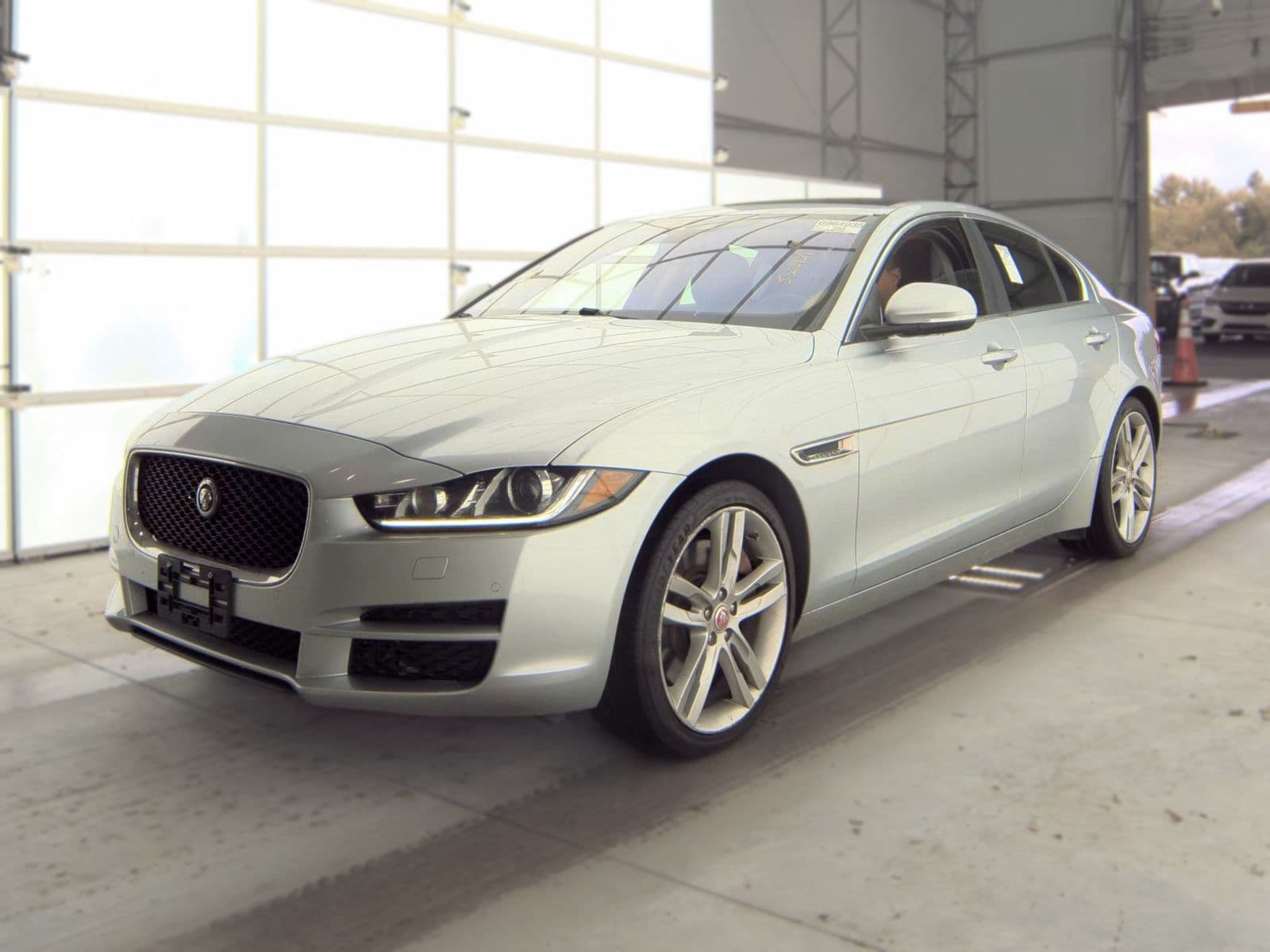 2018 JAGUAR XE 35T Prestige
