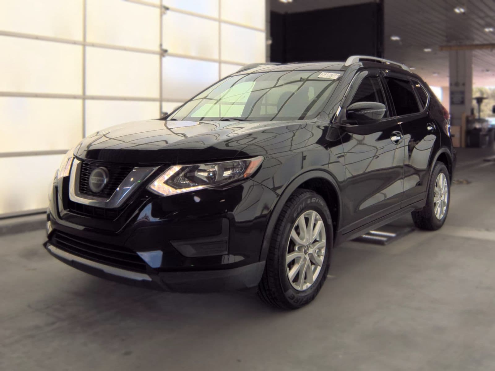 2018 NISSAN ROGUE SV