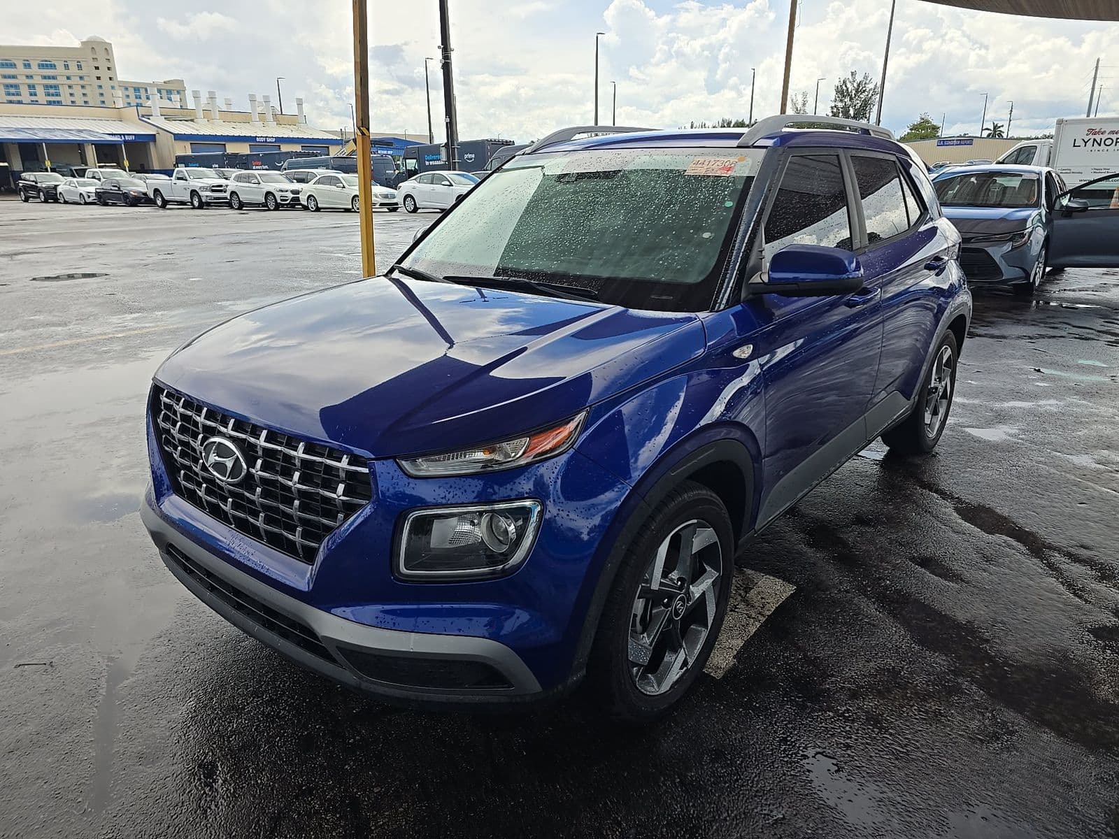 2022 HYUNDAI VENUE SEL