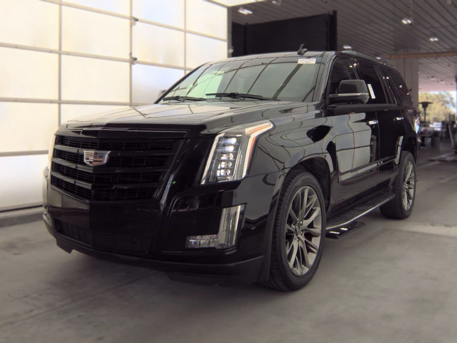 2019 CADILLAC ESCALADE Luxury