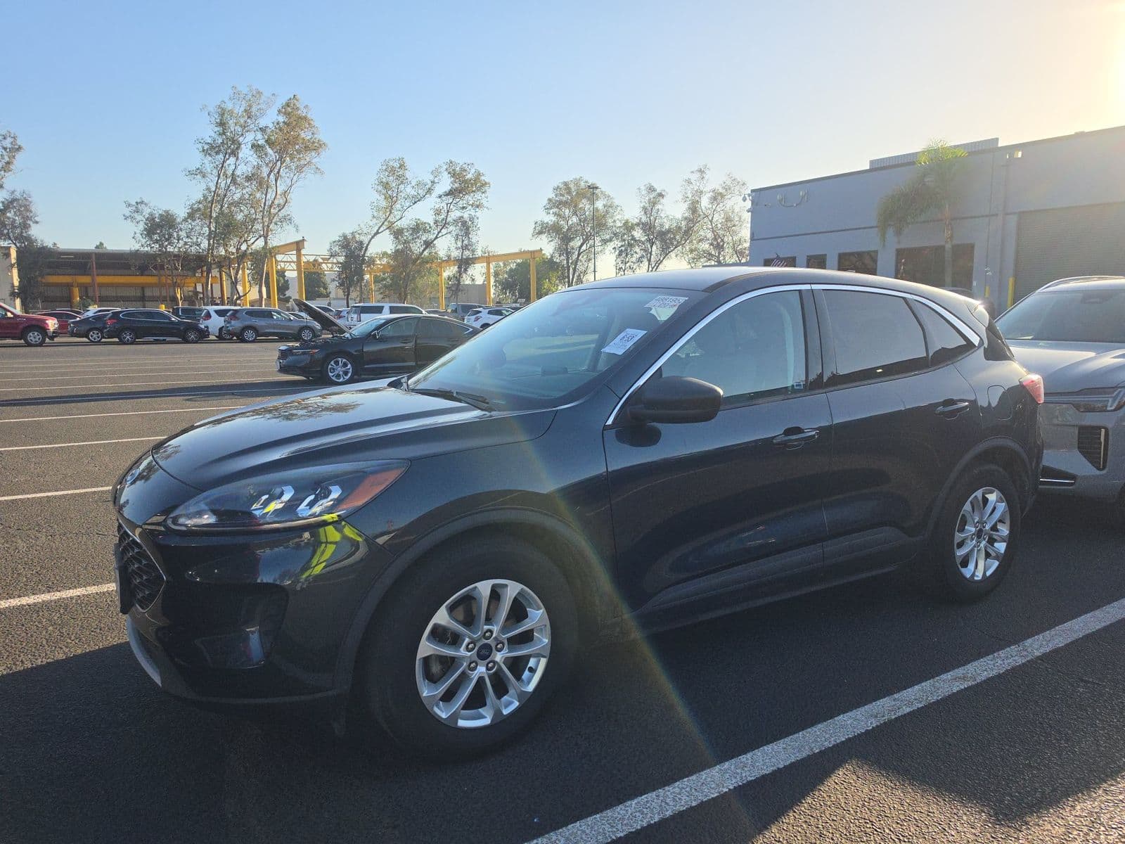 2022 FORD ESCAPE SE