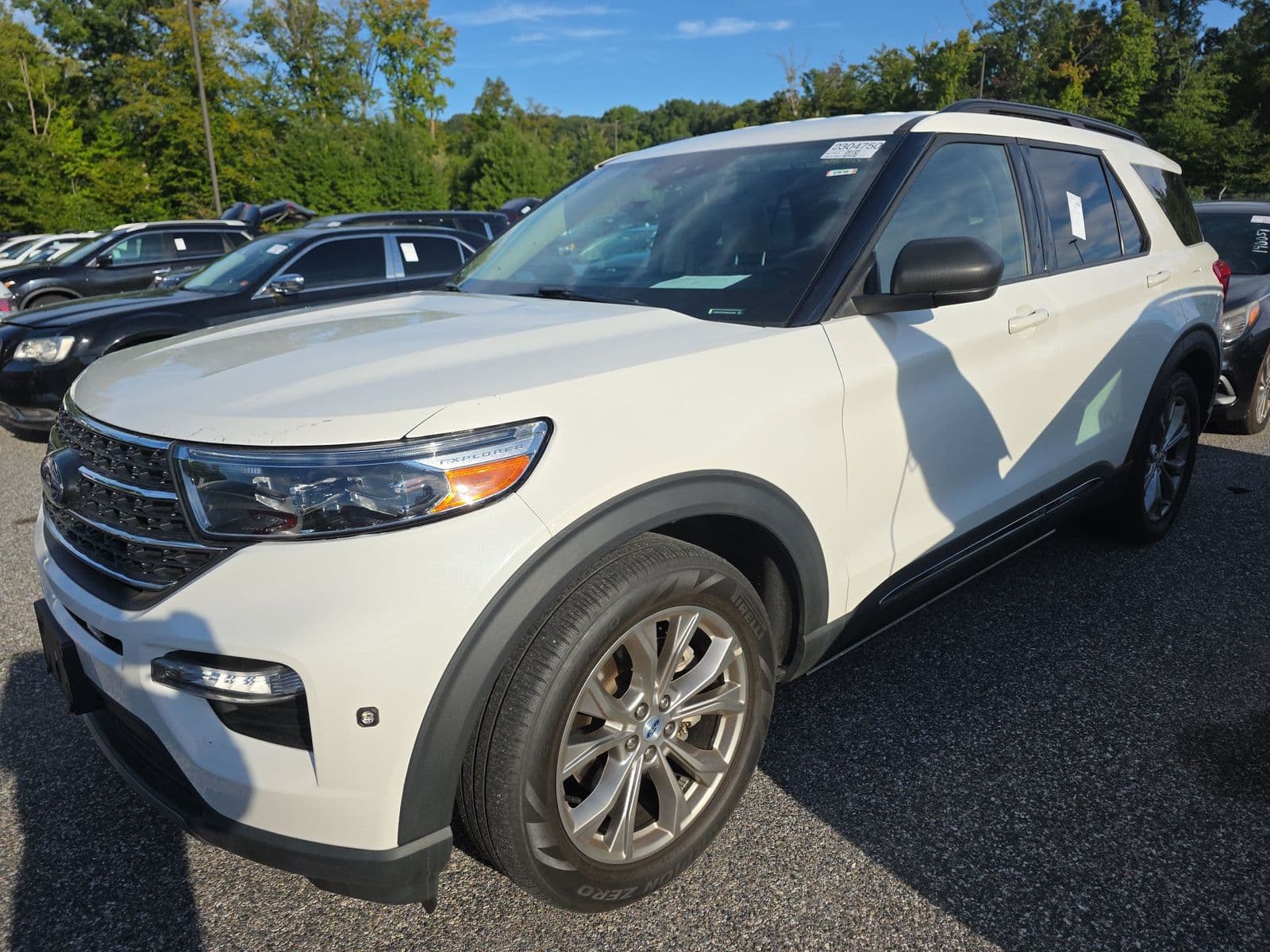 2022 FORD EXPLORER XLT 1