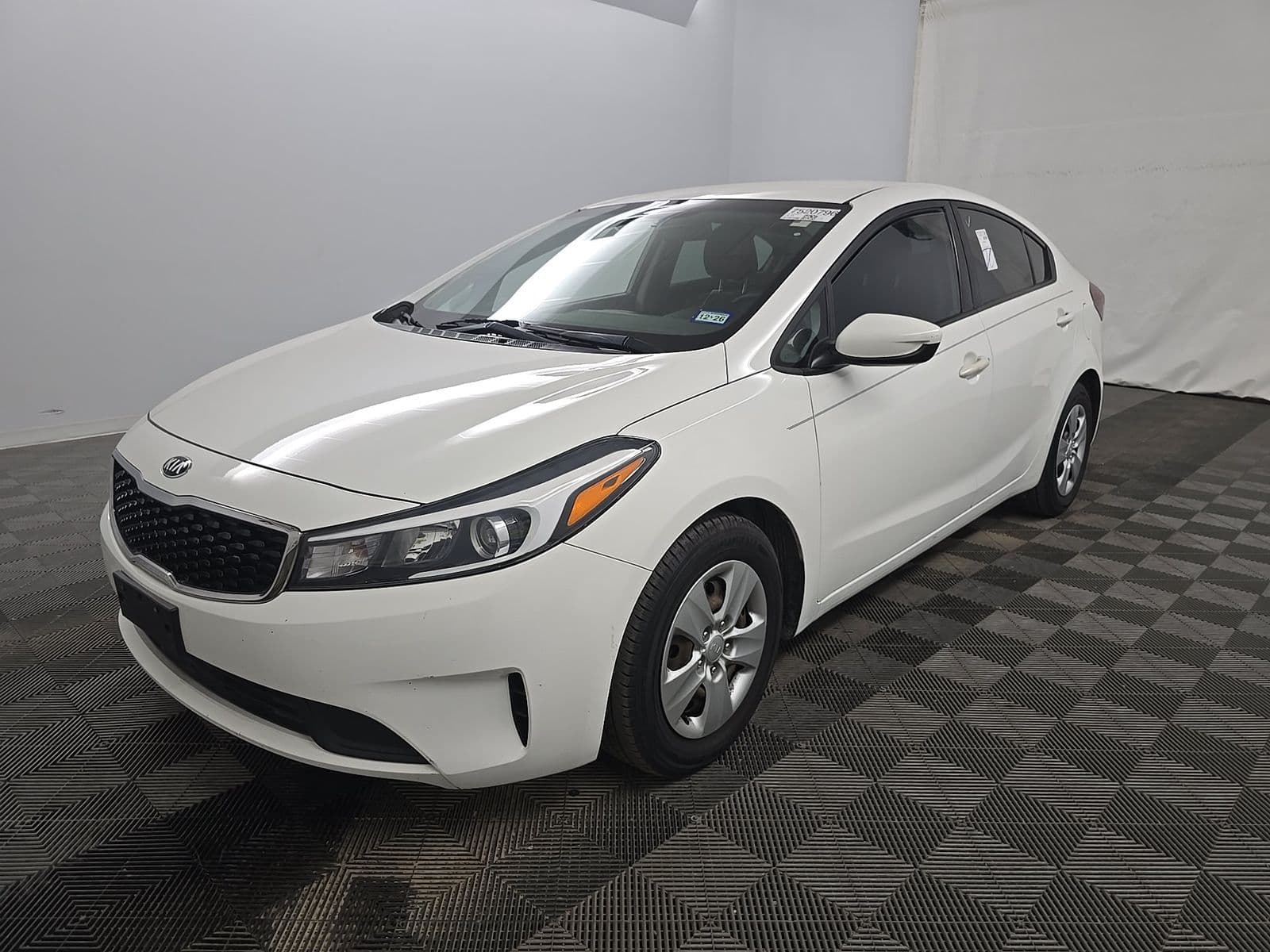 2018 KIA FORTE LX