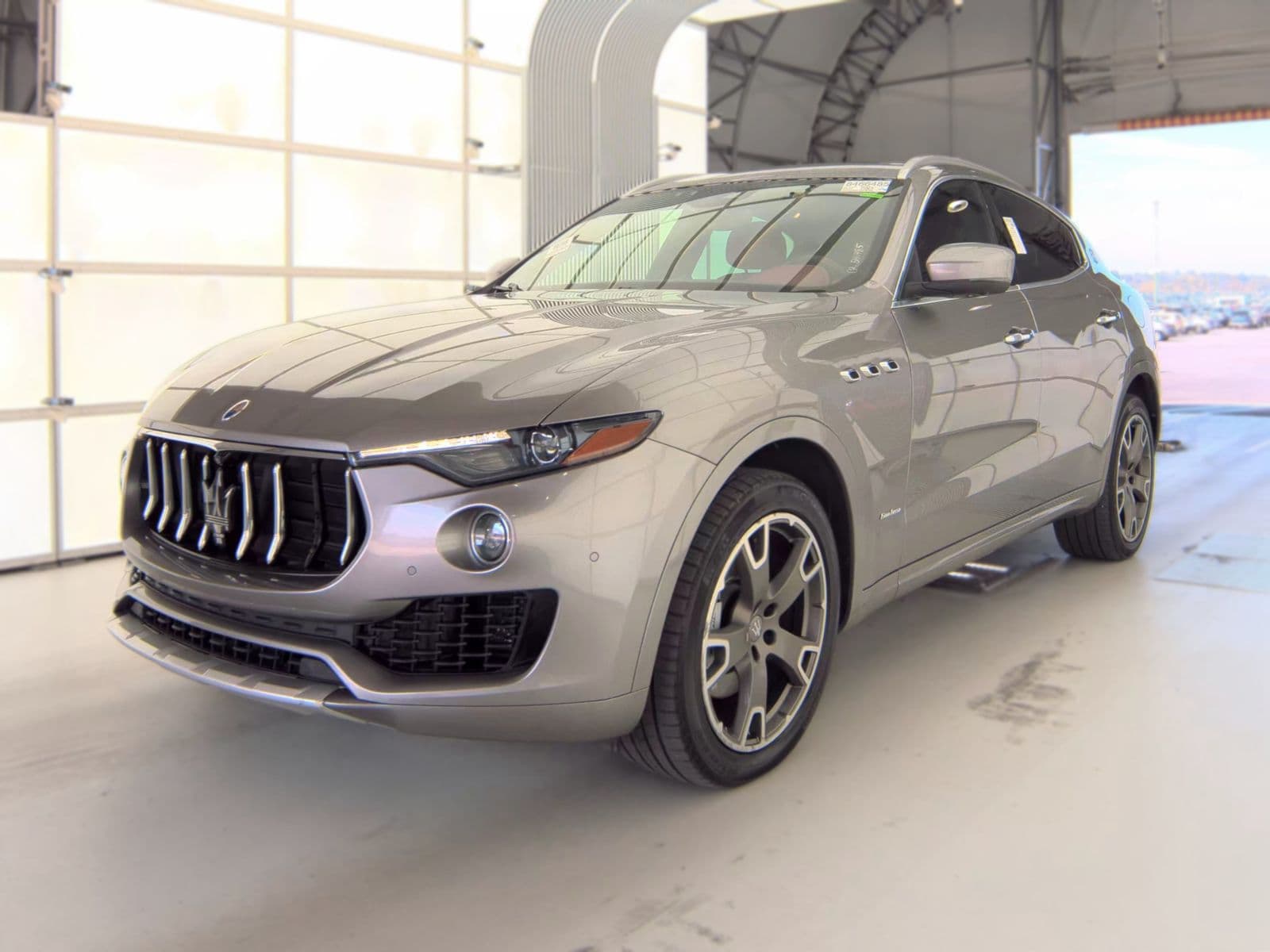 2018 MASERATI LEVANTE GrandLusso