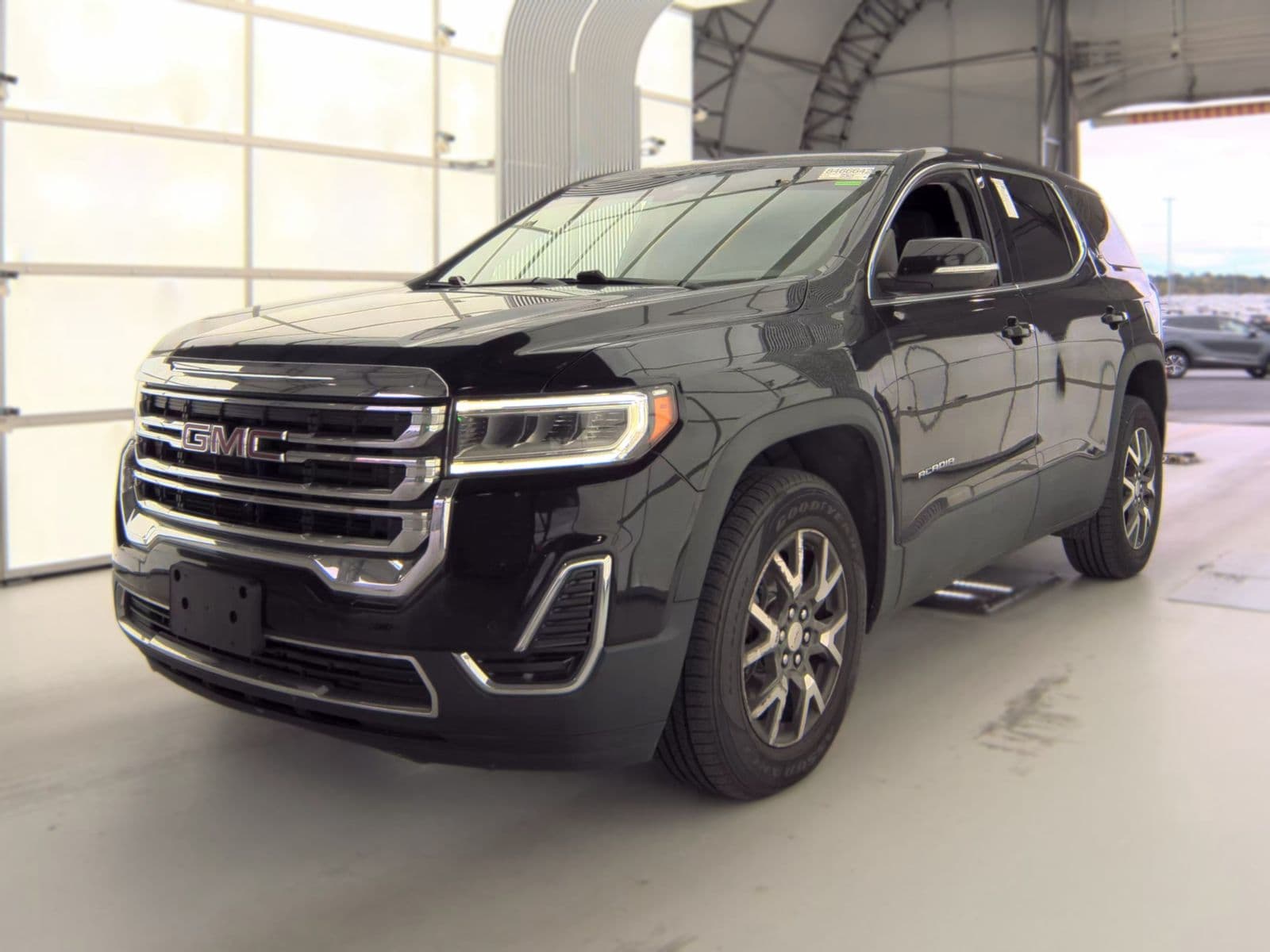 2022 GMC ACADIA SLE