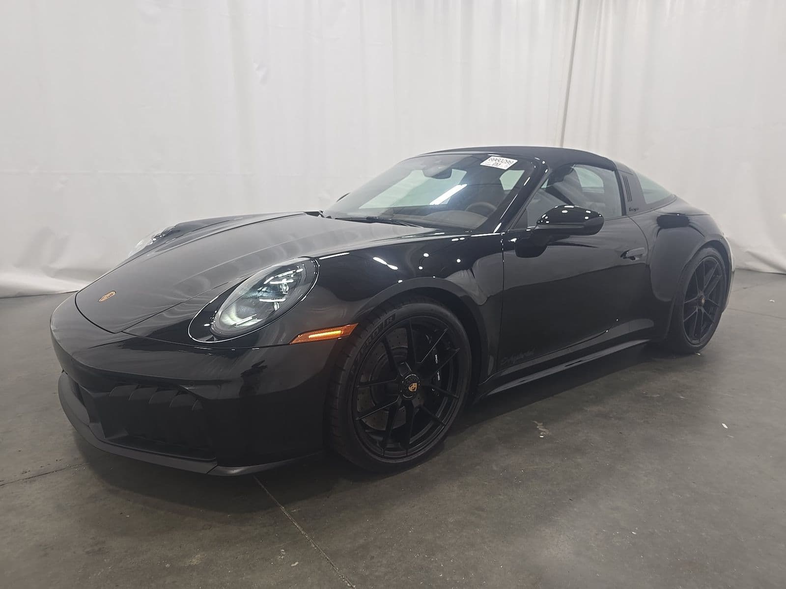 2026 PORSCHE 911 4 GTS Targa