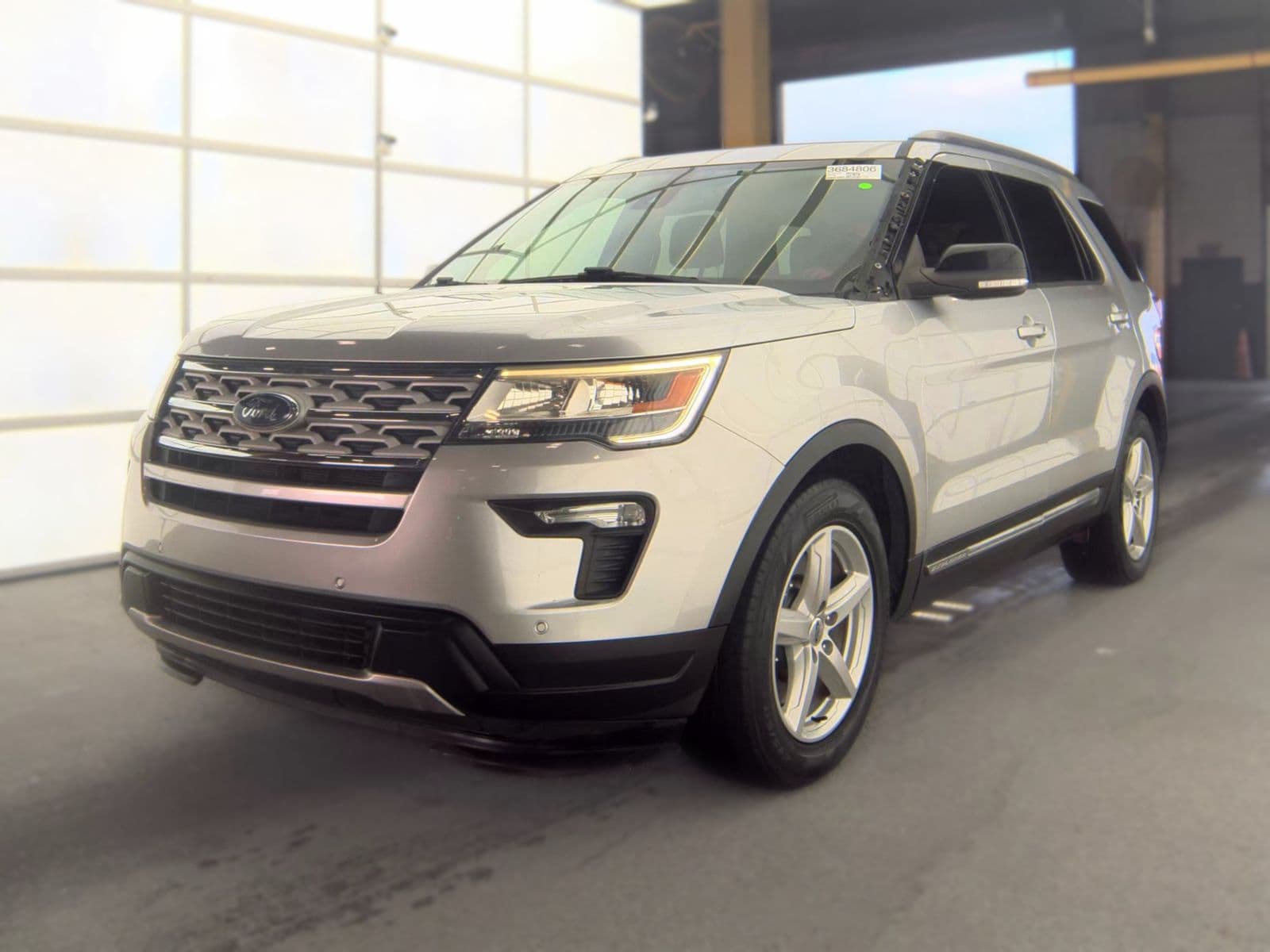 2018 FORD EXPLORER XLT 1