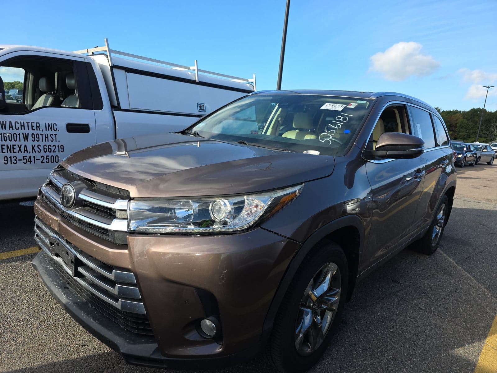 2018 TOYOTA HIGHLANDER LIMITED Platinum