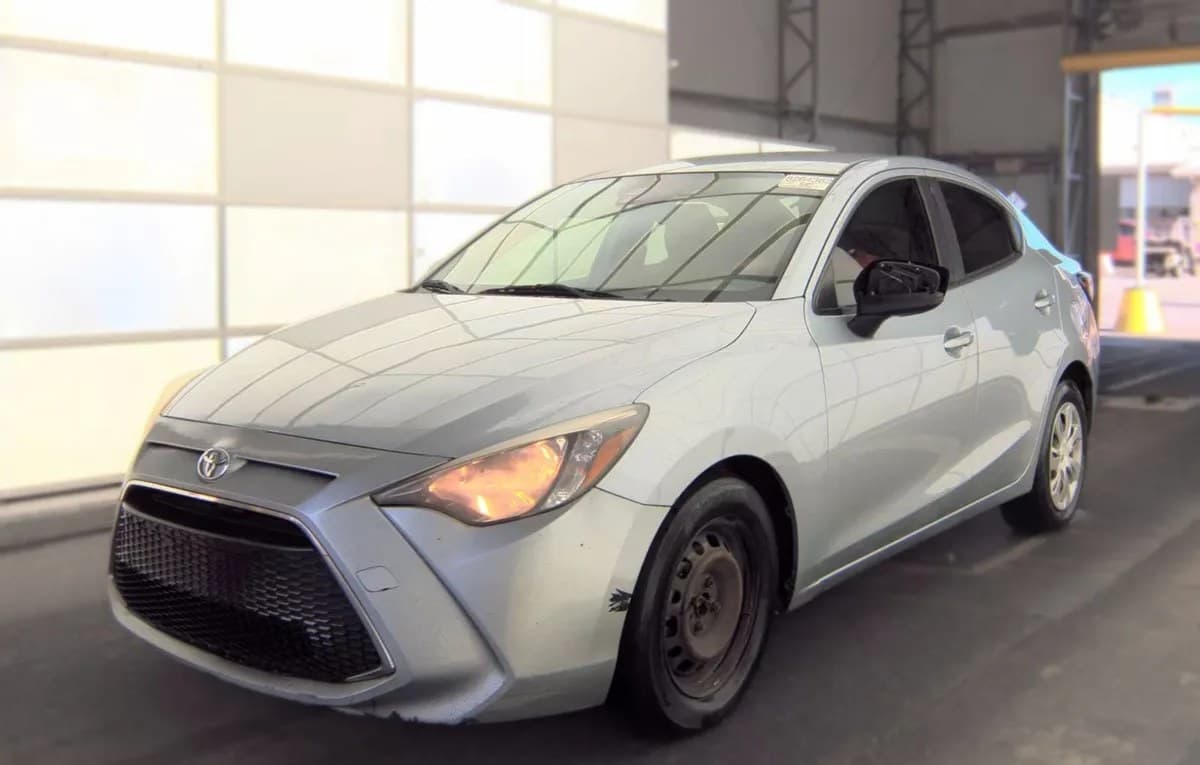 2019 TOYOTA YARIS L