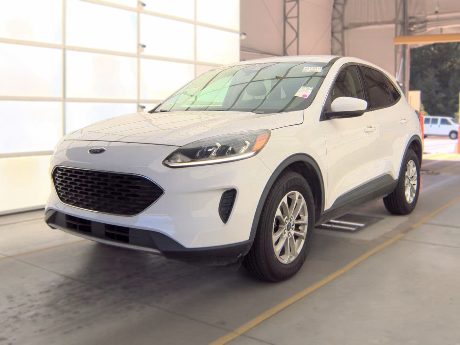 2020 FORD ESCAPE SE 1