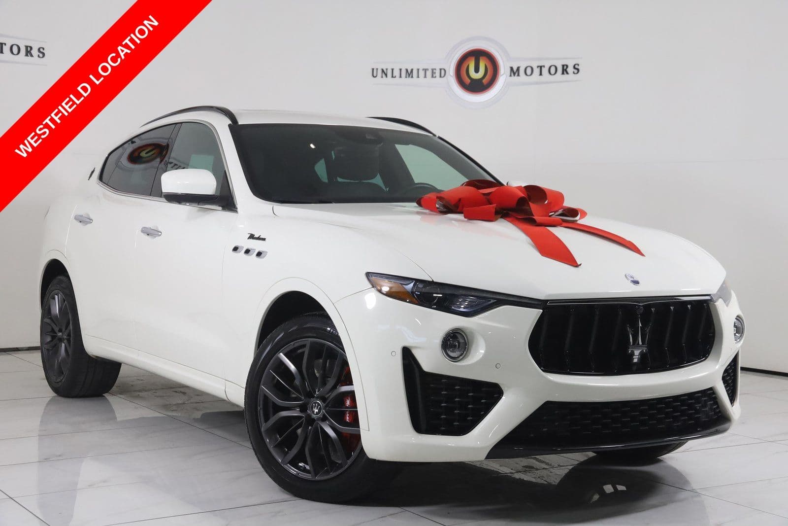 2022 MASERATI LEVANTE Modena