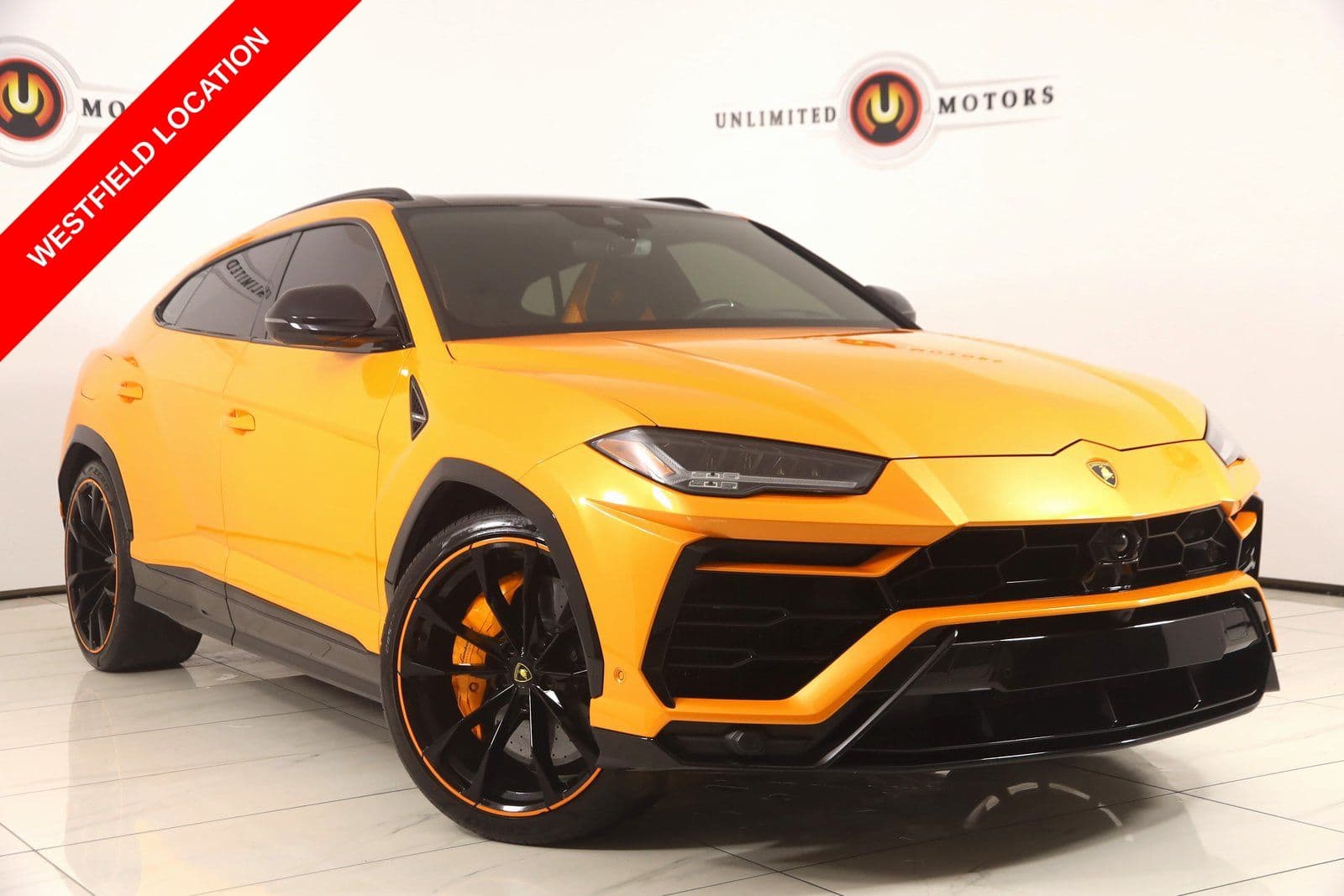 2021 LAMBORGHINI URUS Base