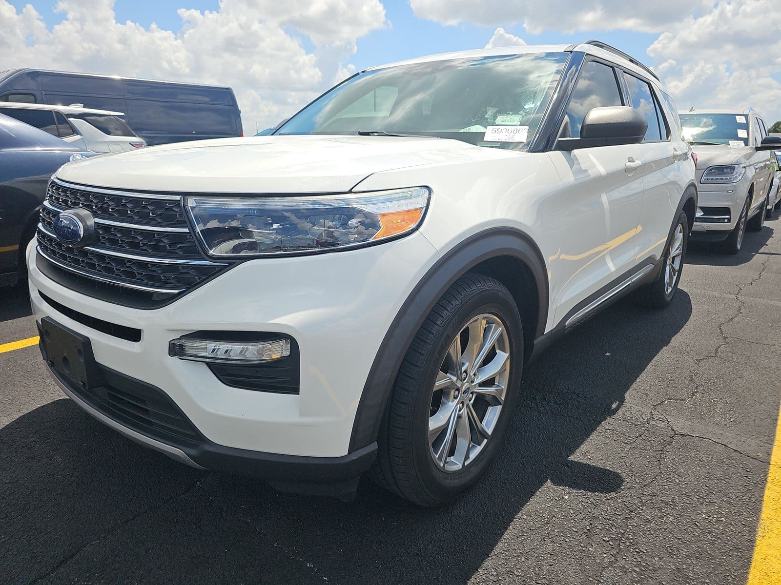 2022 FORD EXPLORER XLT 1
