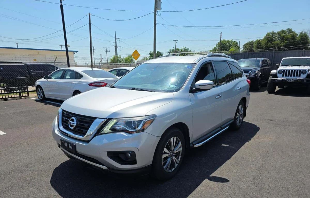 2019 NISSAN PATHFINDER SV