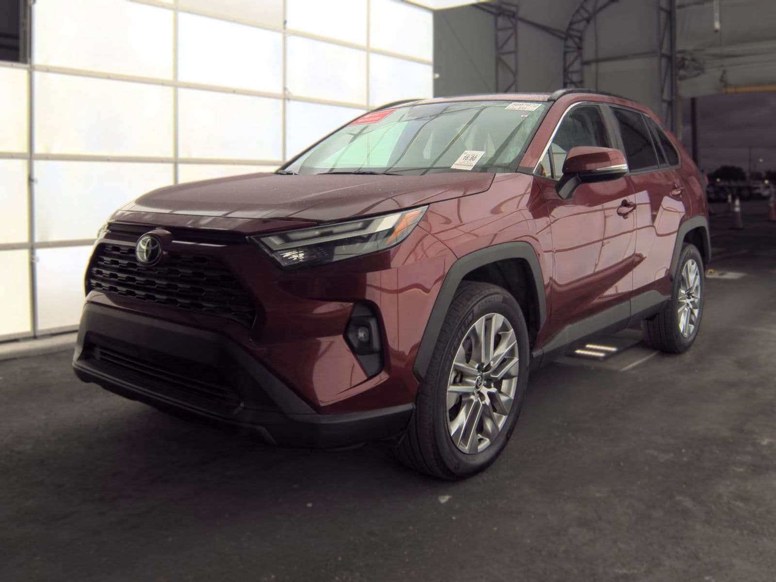 2022 TOYOTA RAV4 XLE Premium