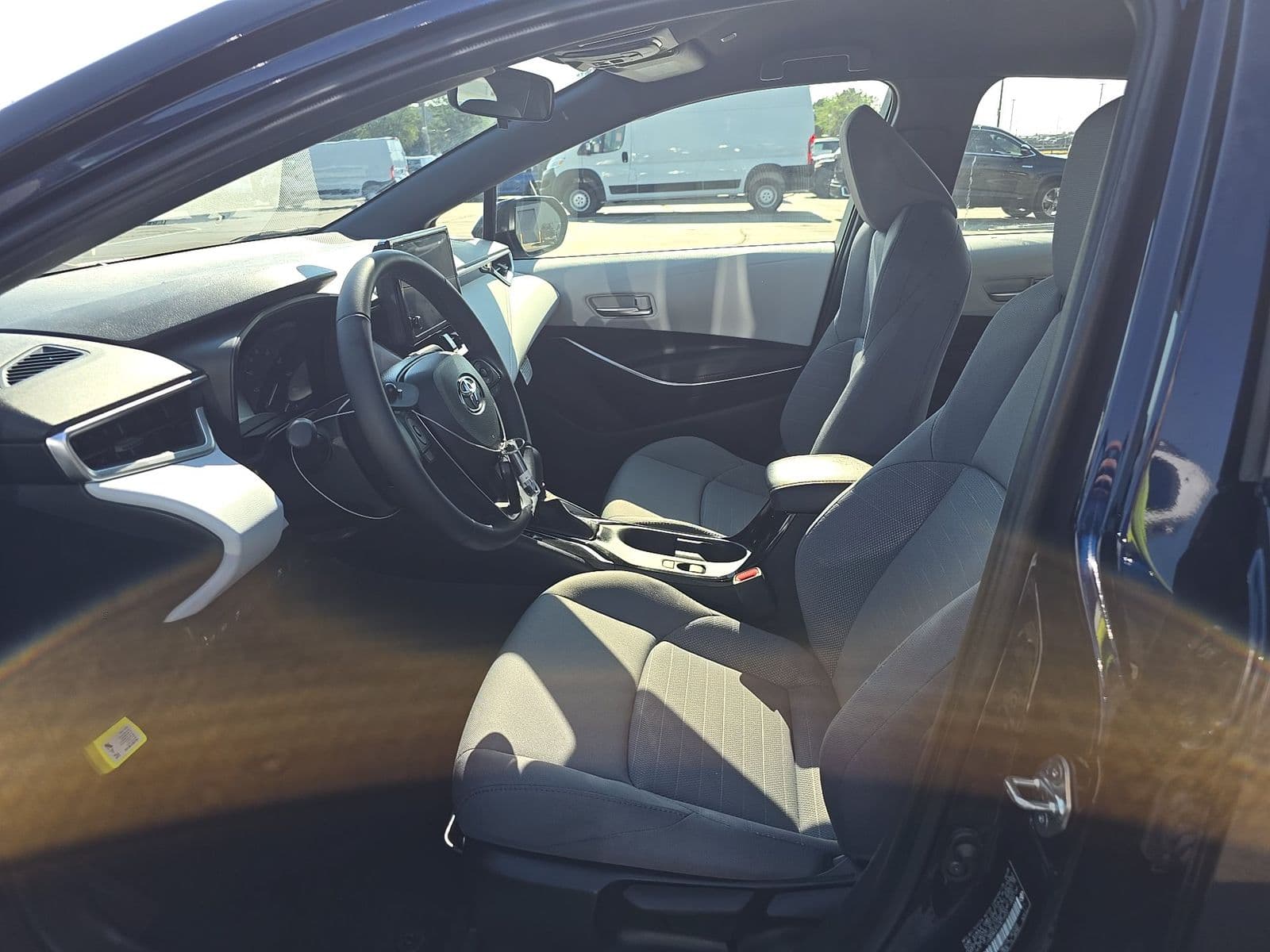 2025 TOYOTA COROLLA HYBRID SE