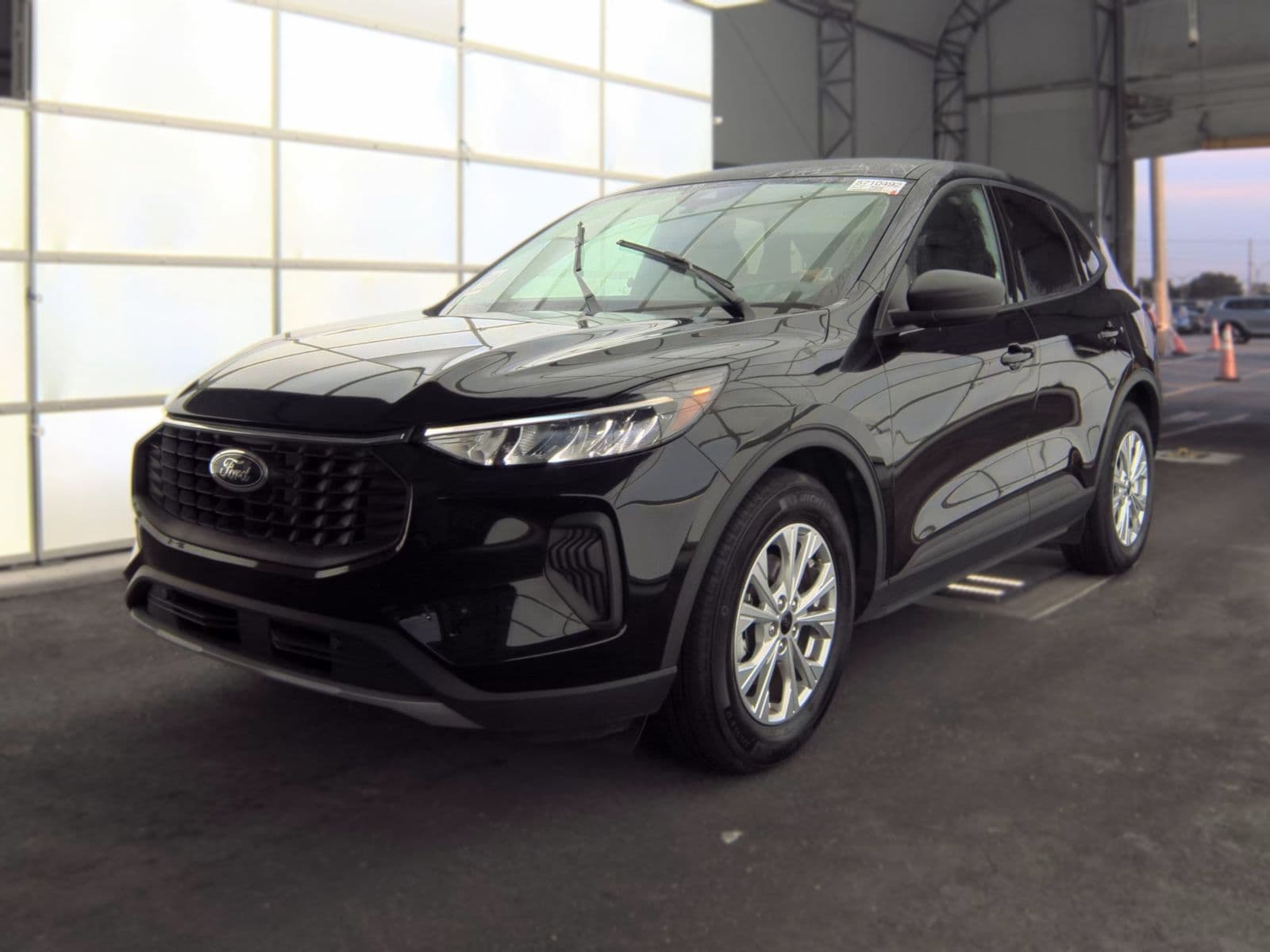 2025 FORD ESCAPE Active 1