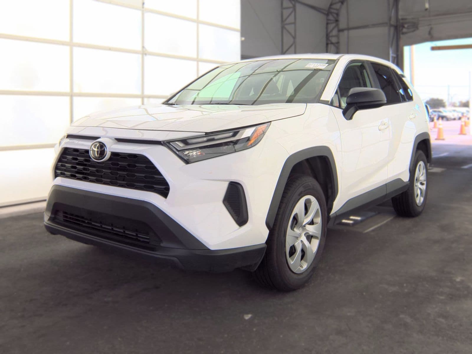 2025 TOYOTA RAV4 LE