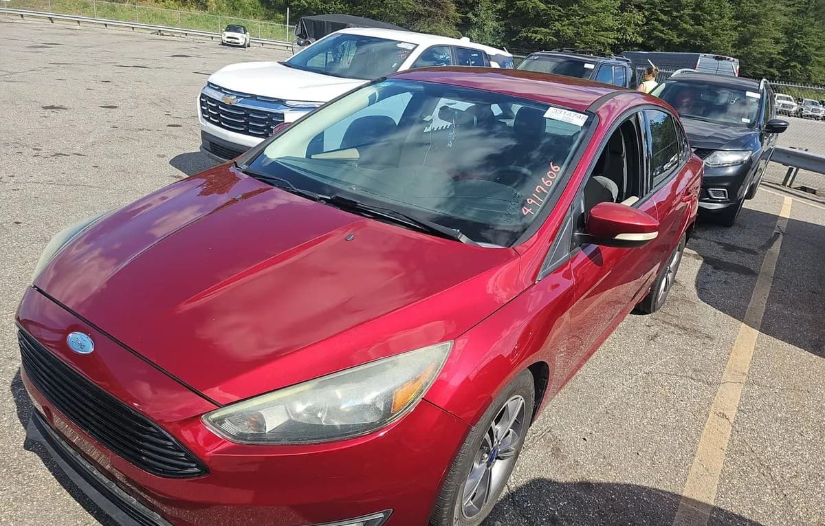 2017 FORD FOCUS SE 1