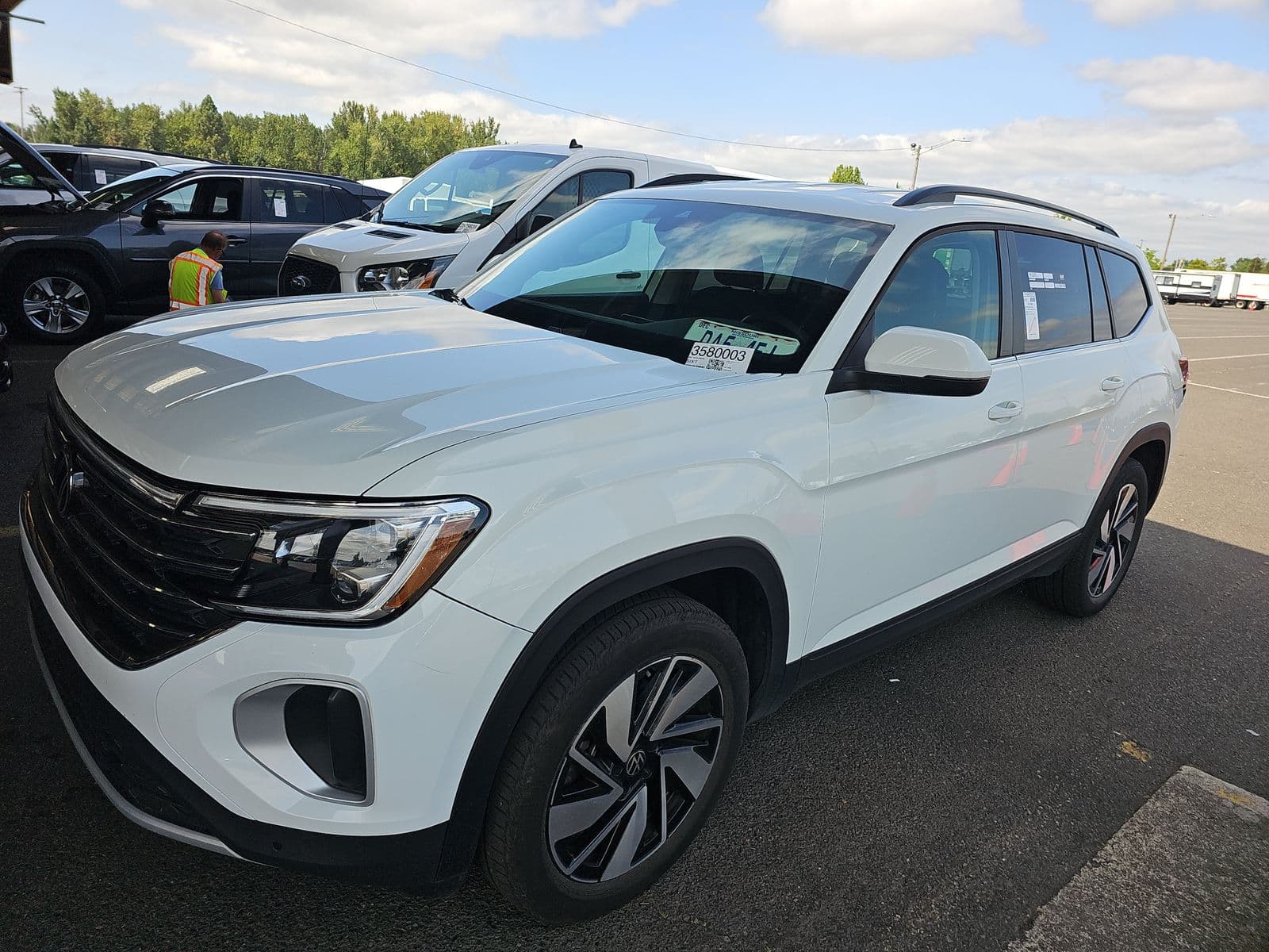 2025 VOLKSWAGEN ATLAS 2.0T SE