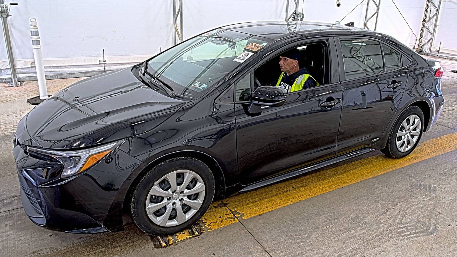 2023 TOYOTA COROLLA HYBRID LE