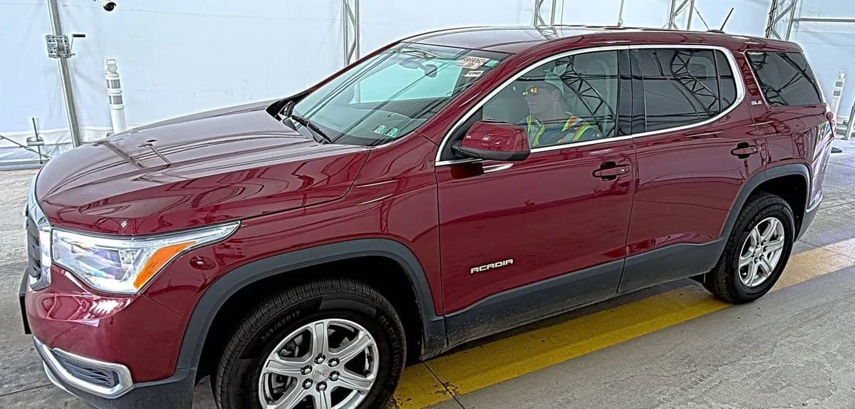 2017 GMC ACADIA SLE