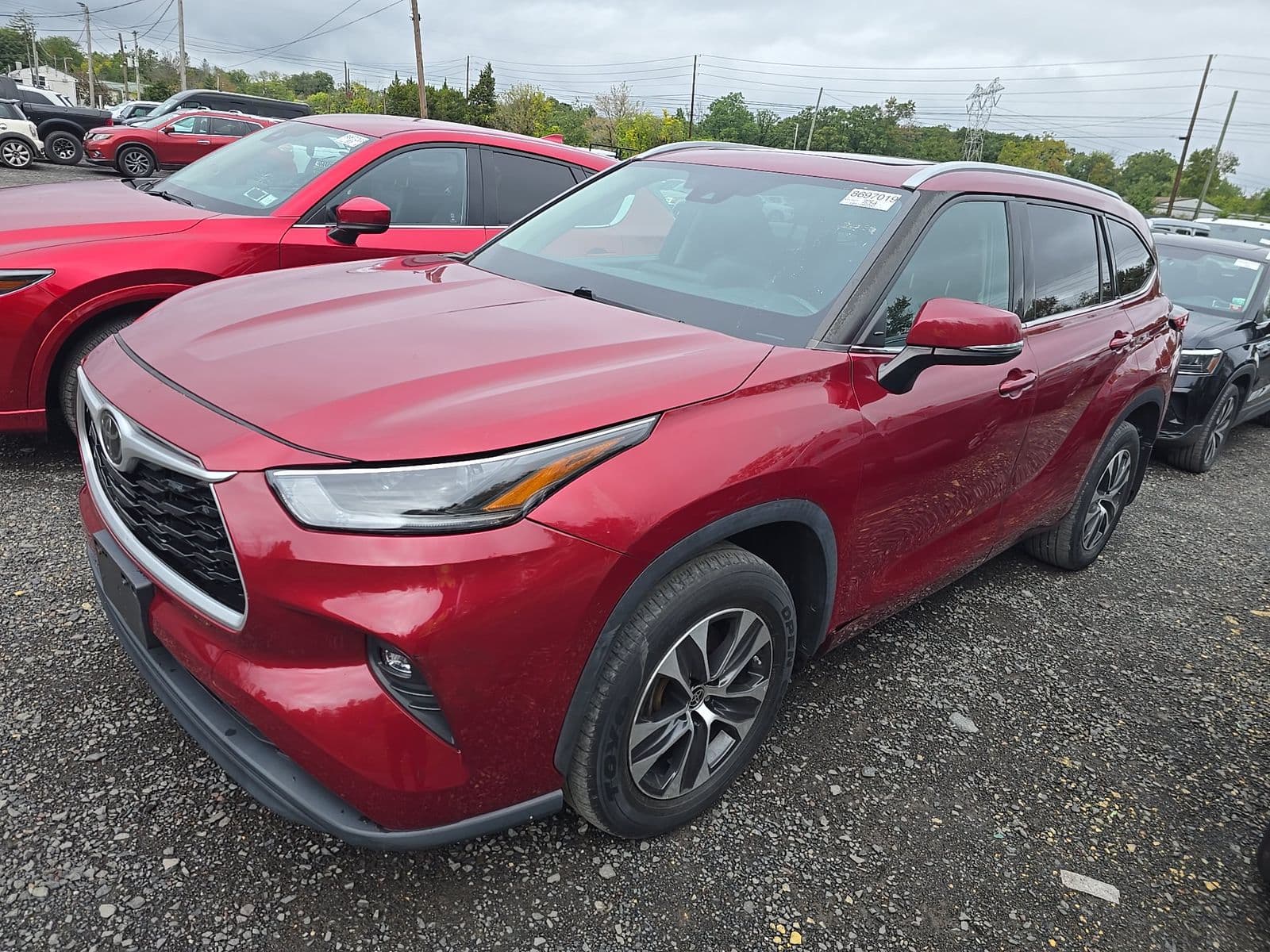2022 TOYOTA HIGHLANDER XLE