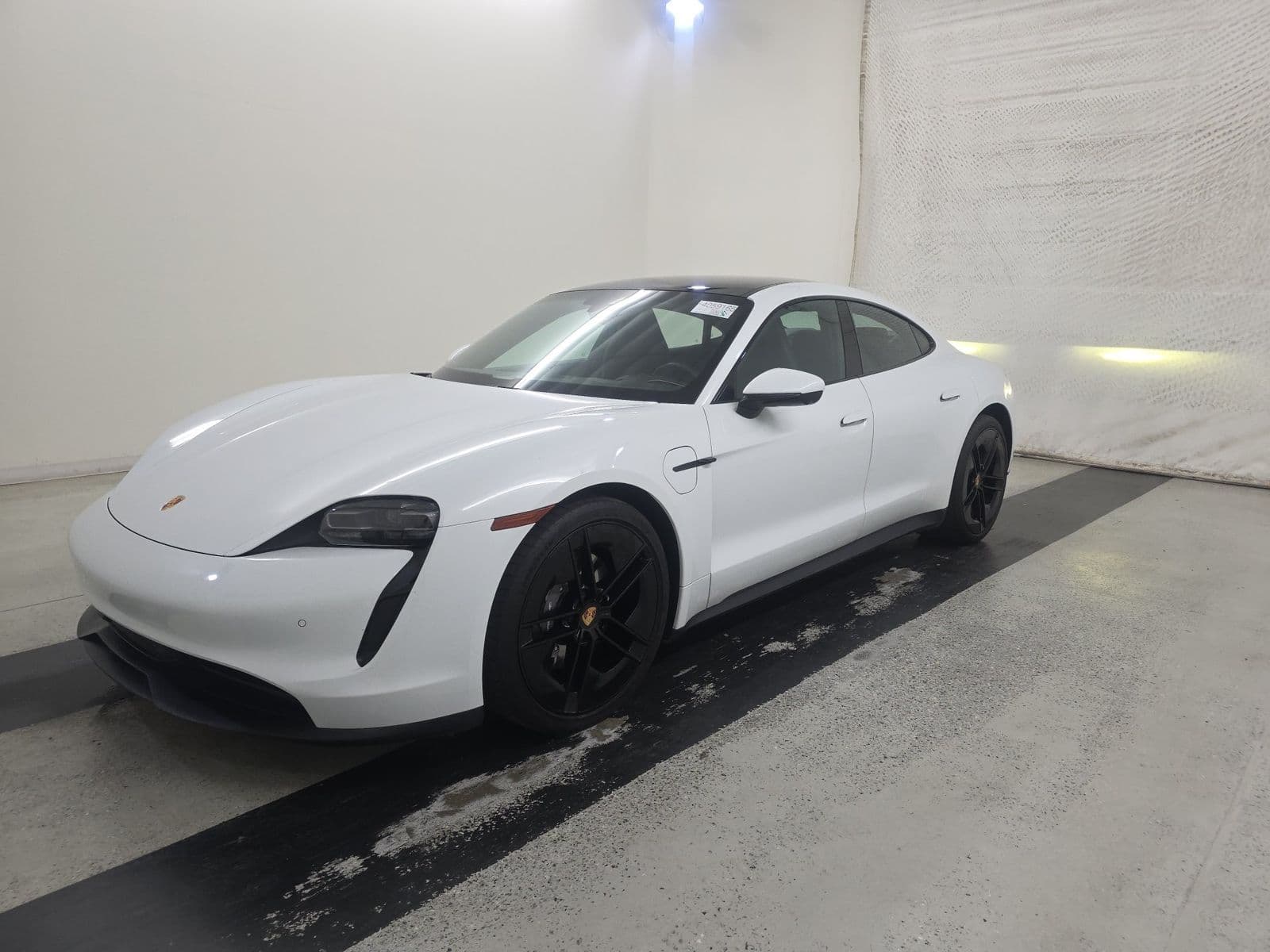 2023 PORSCHE TAYCAN Base
