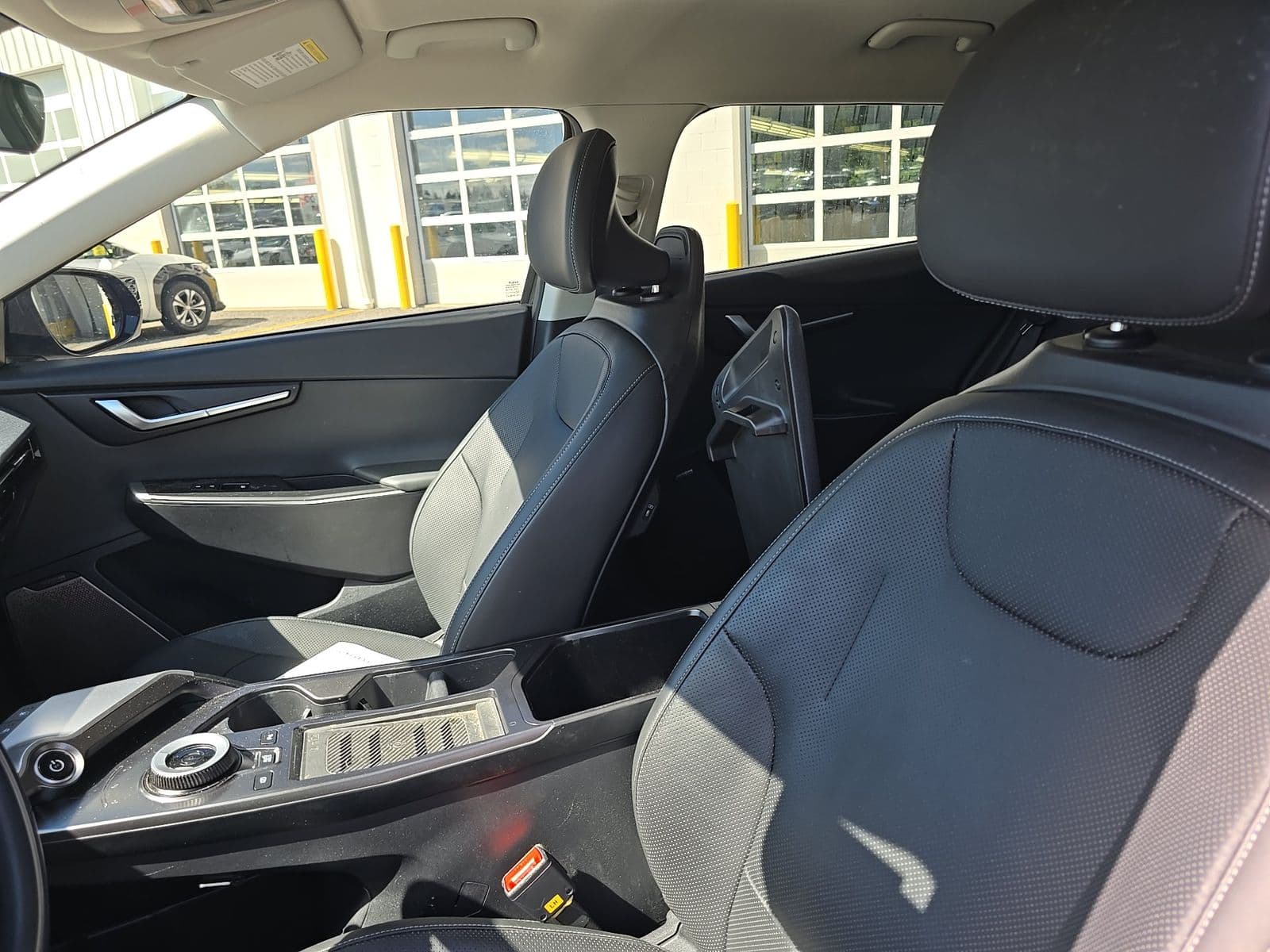 2023 KIA EV6 Wind