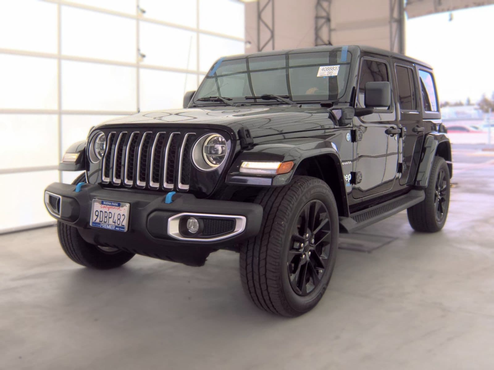 2022 JEEP WRANGLER UNLIMITED 4XE Sahara