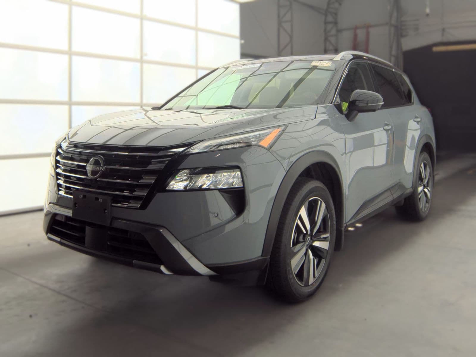 2024 NISSAN ROGUE SL