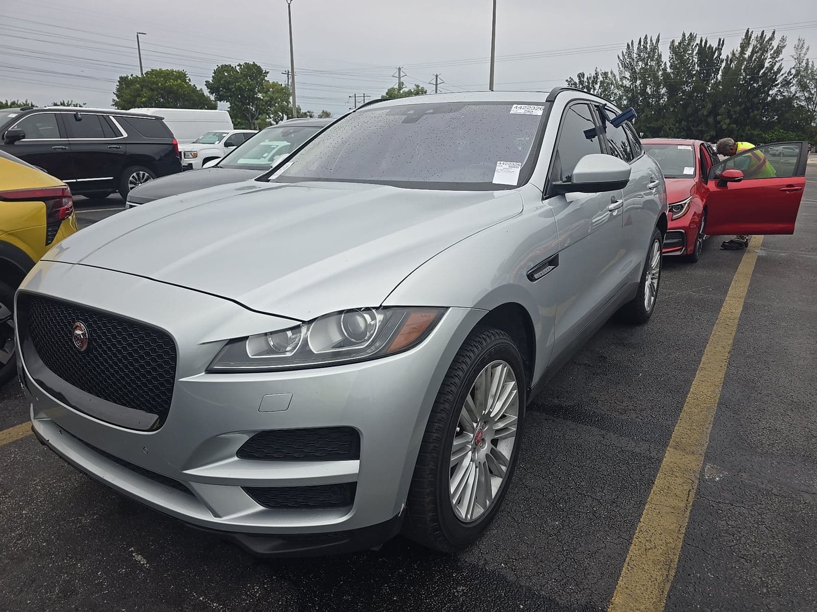 2018 JAGUAR F-PACE 25T Premium
