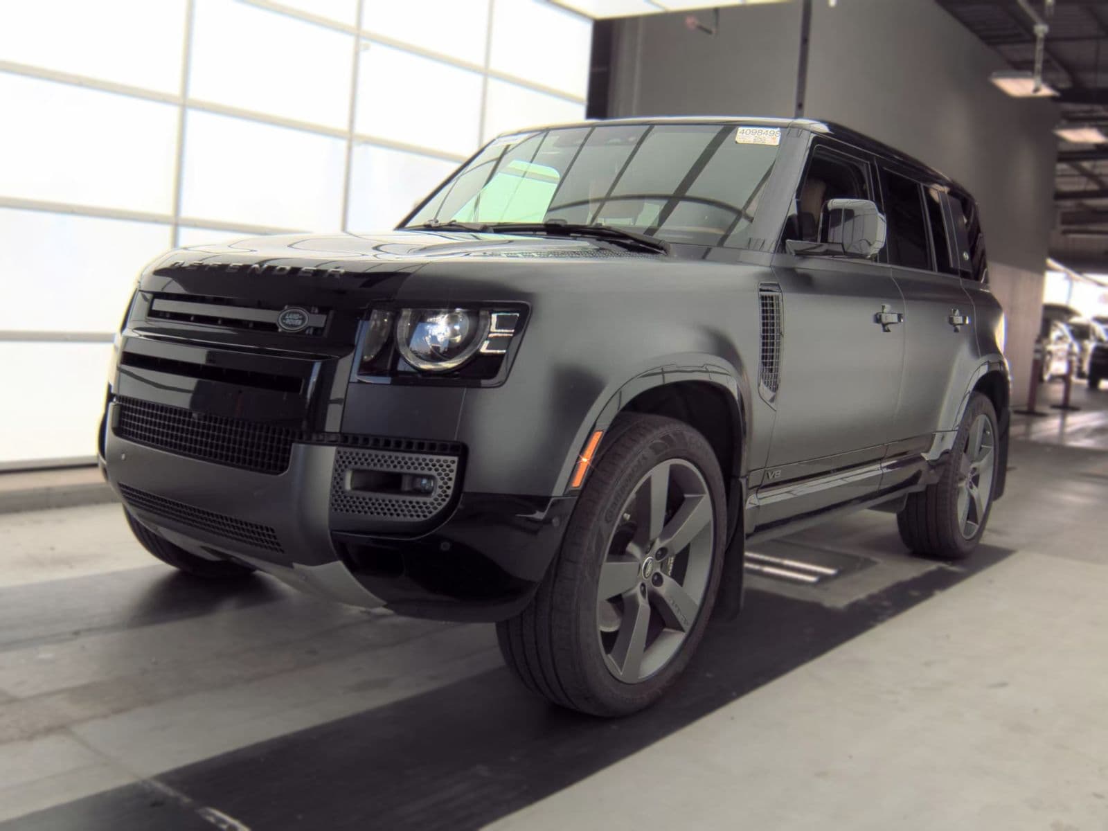 2023 LAND ROVER DEFENDER 110 V8 CARPATHIAN Edition
