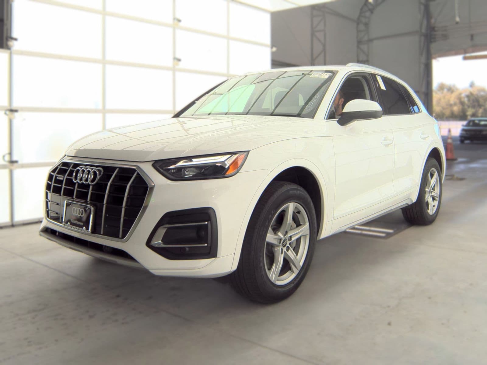 2023 AUDI Q5 Premium